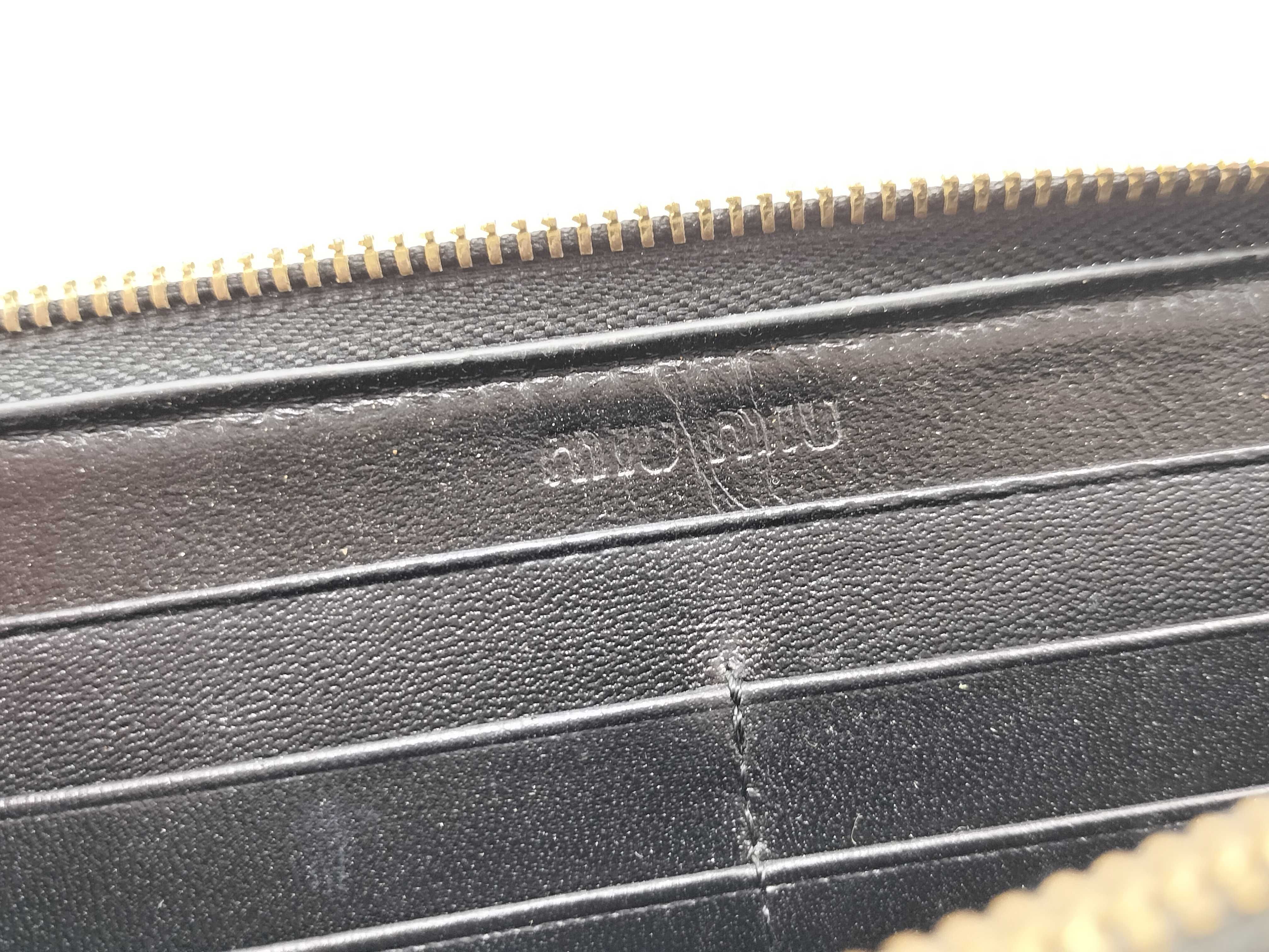 long wallet — view 12