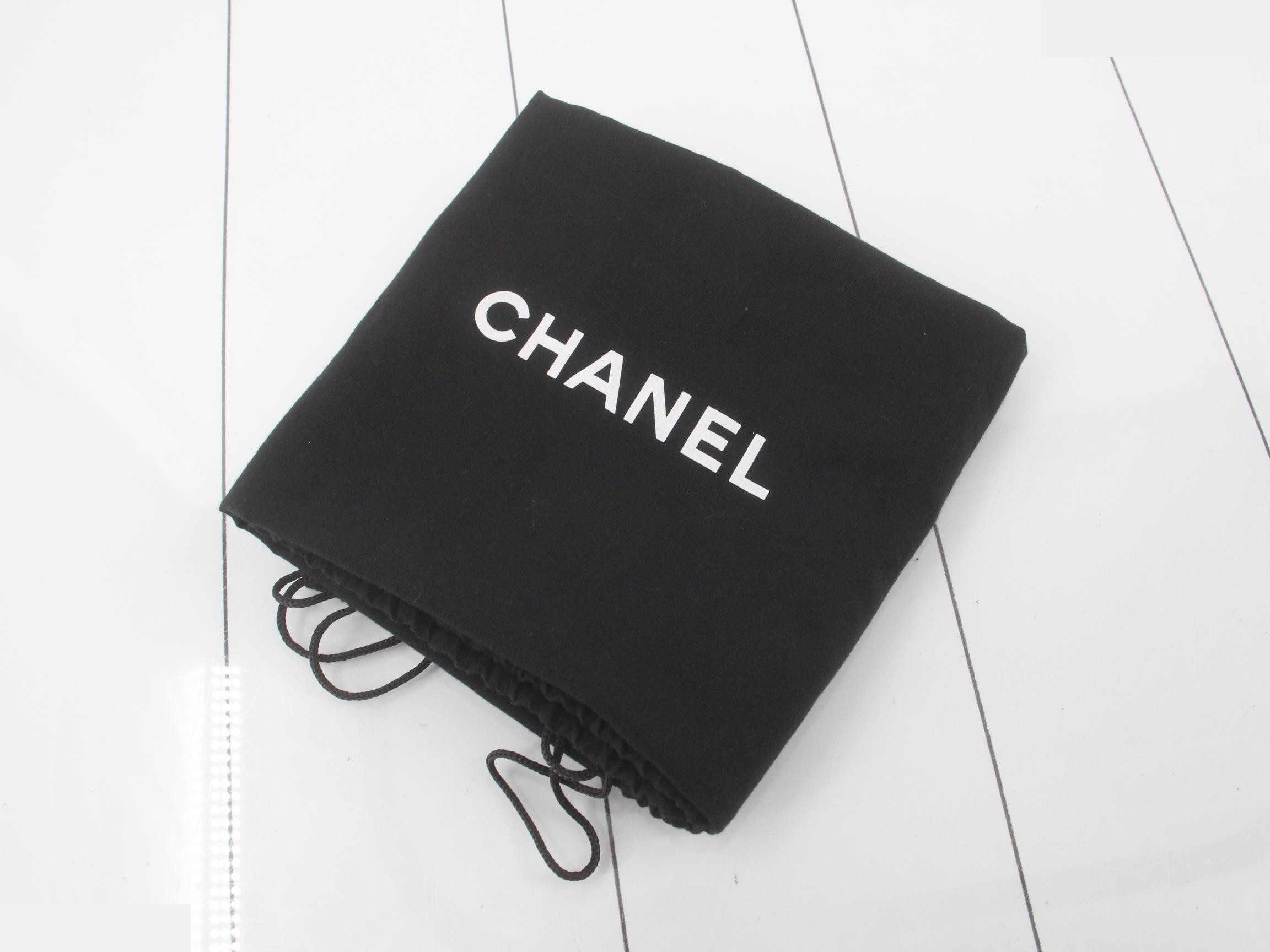 Coco Mark Vanity Case — view 7