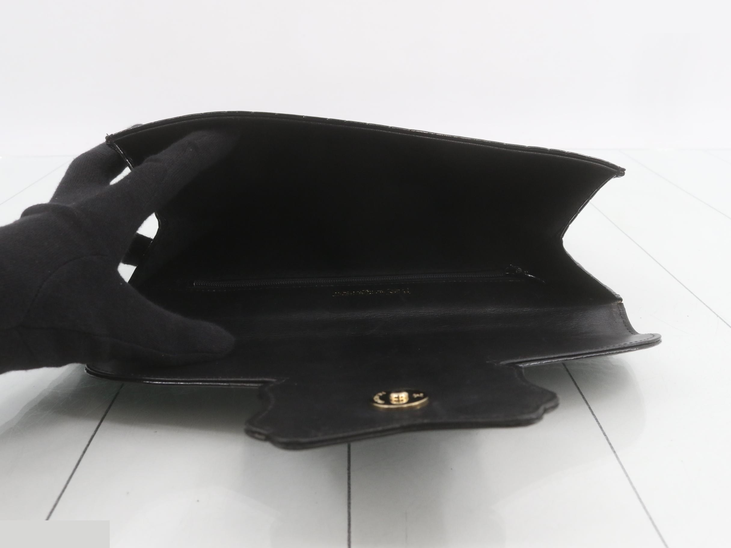 Other lines: Bags and clutches — view 4