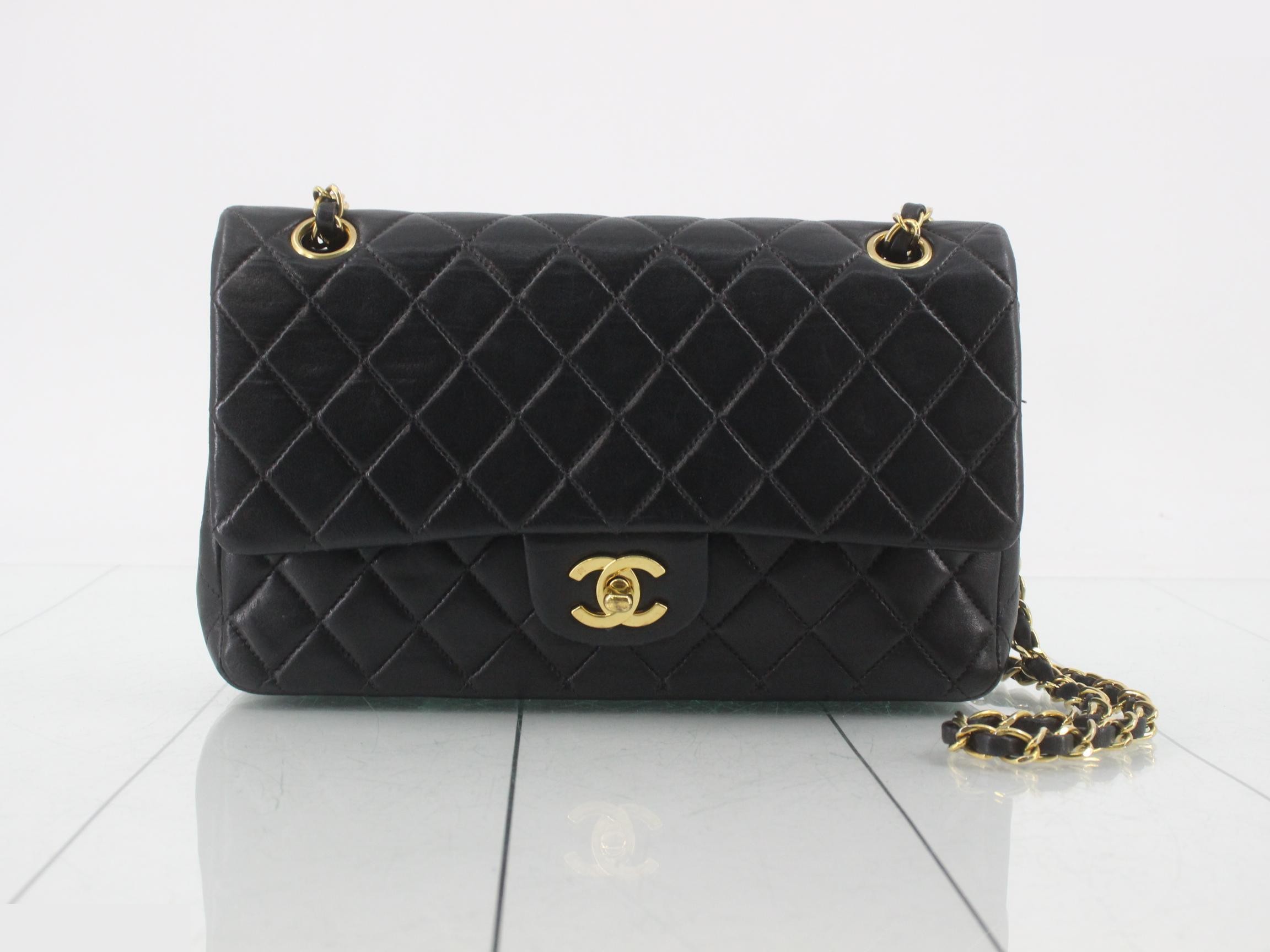 Matelassé Chain Shoulder Bag, Black