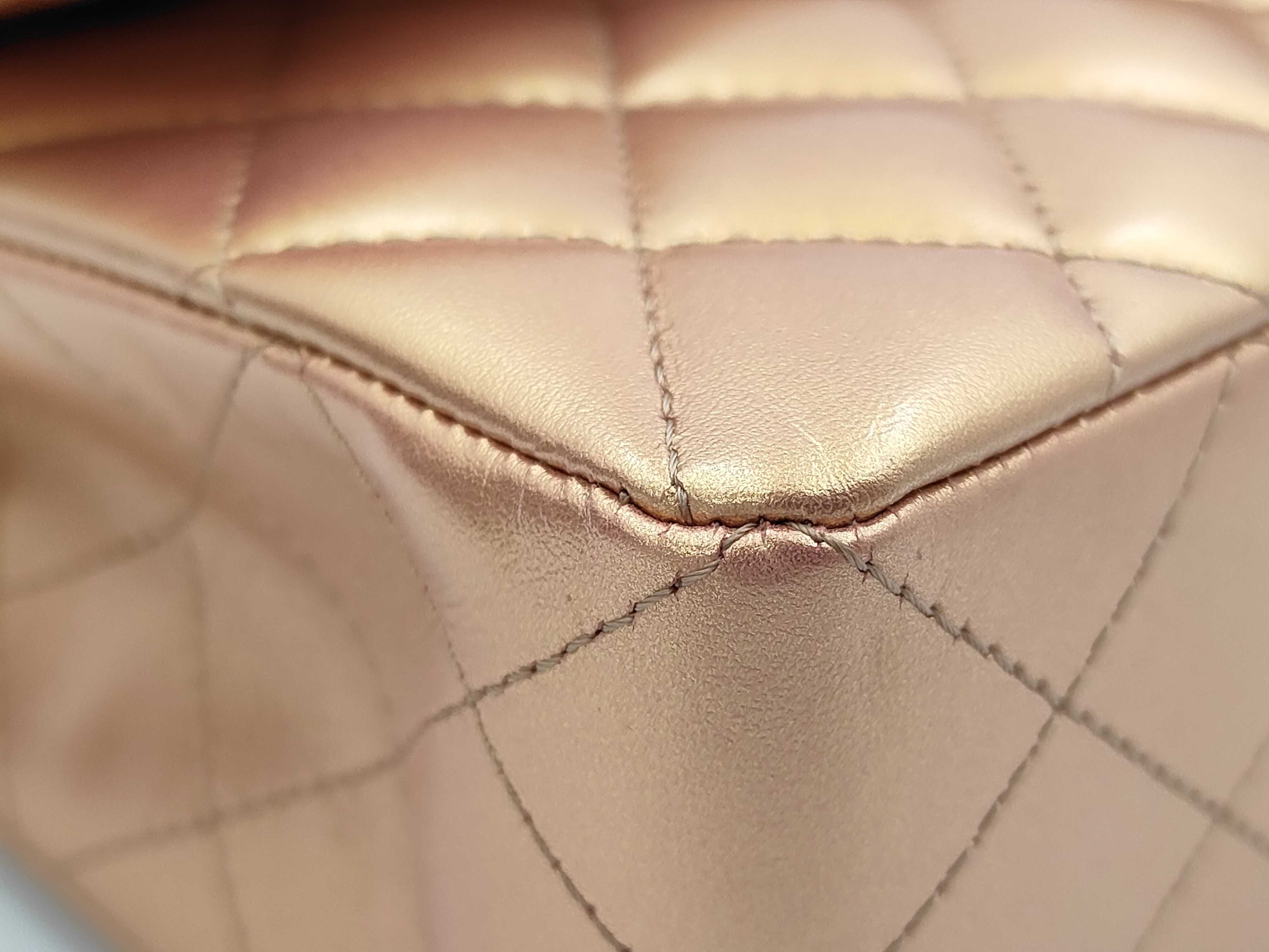Matelassé 23 Lambskin Metallic Gold Hardware Double Flap Shoulder Bag with Serial Number Plate — view 6