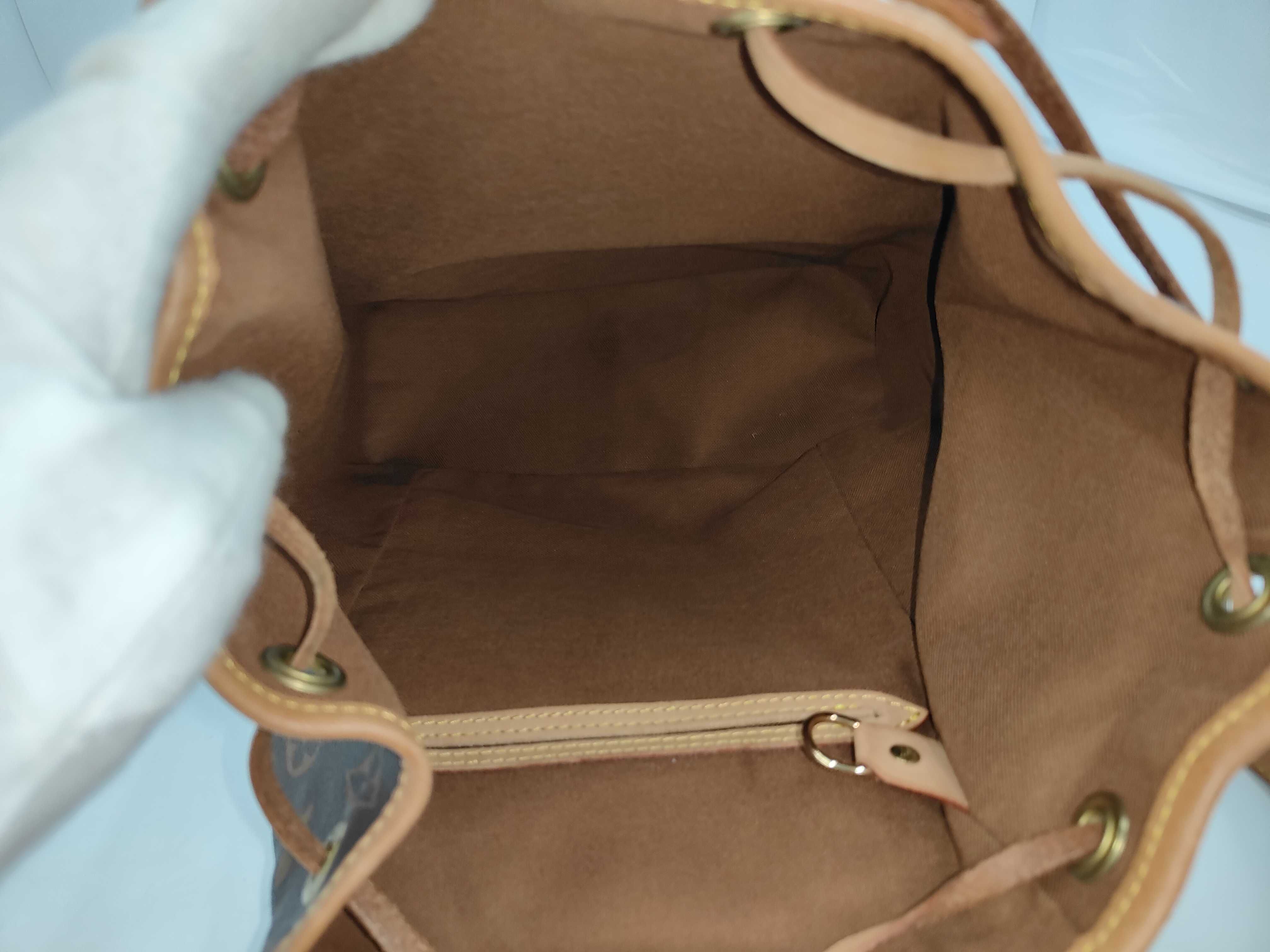 Monogram Louis Vuitton Montsouris MM Backpack Monogram M51136 Backpack — view 10