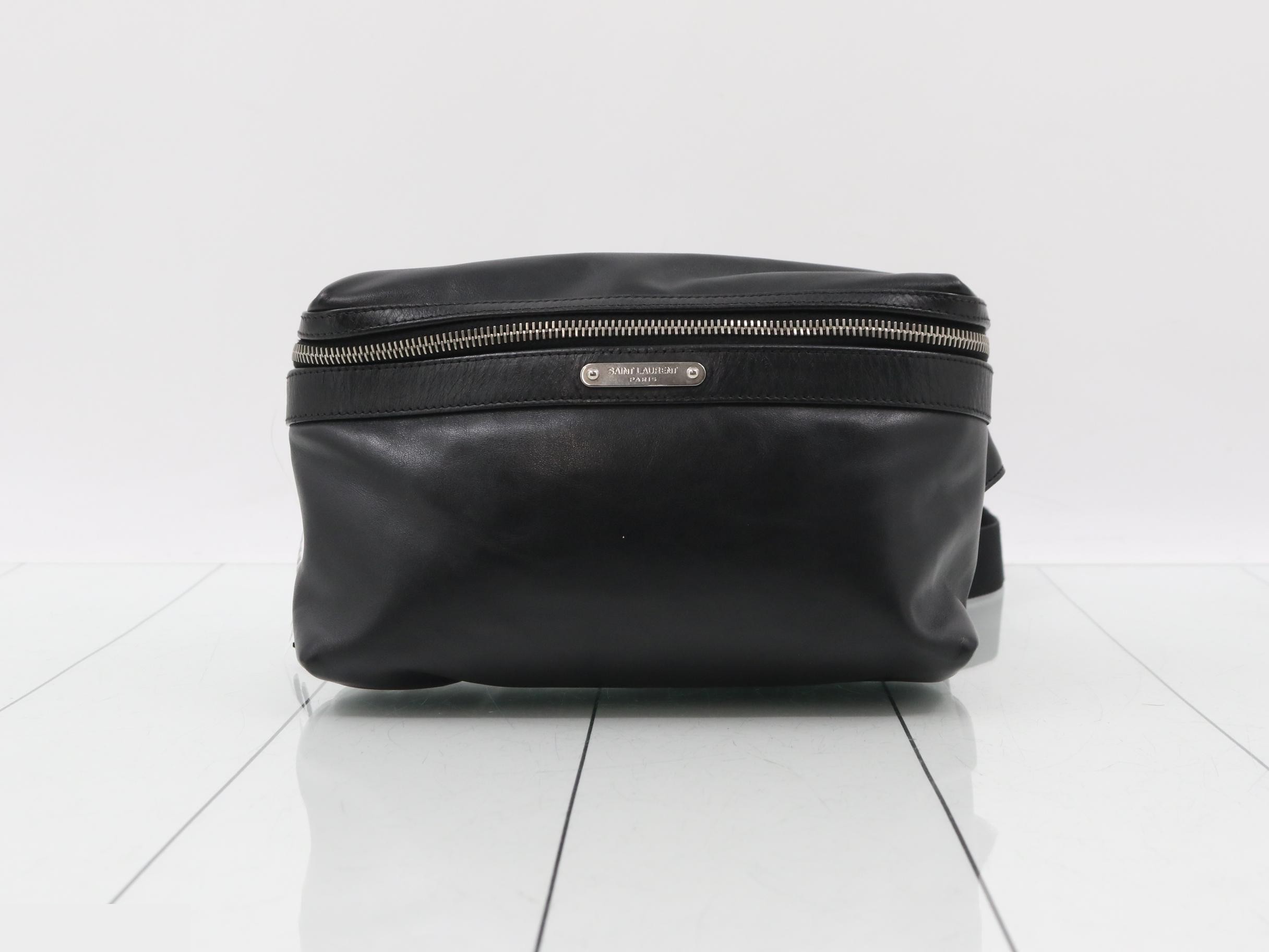 505973 Crossbody Bag City