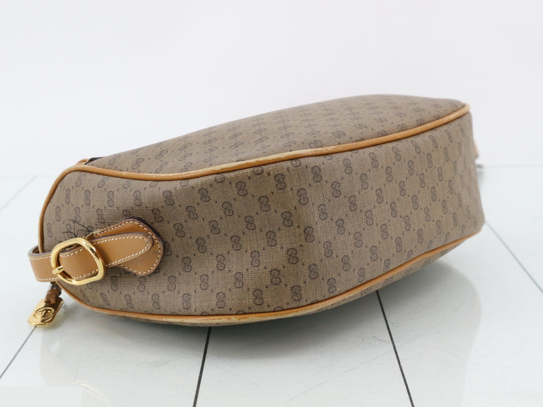 Micro GG (Bag) - Shoulder Bag — view 5
