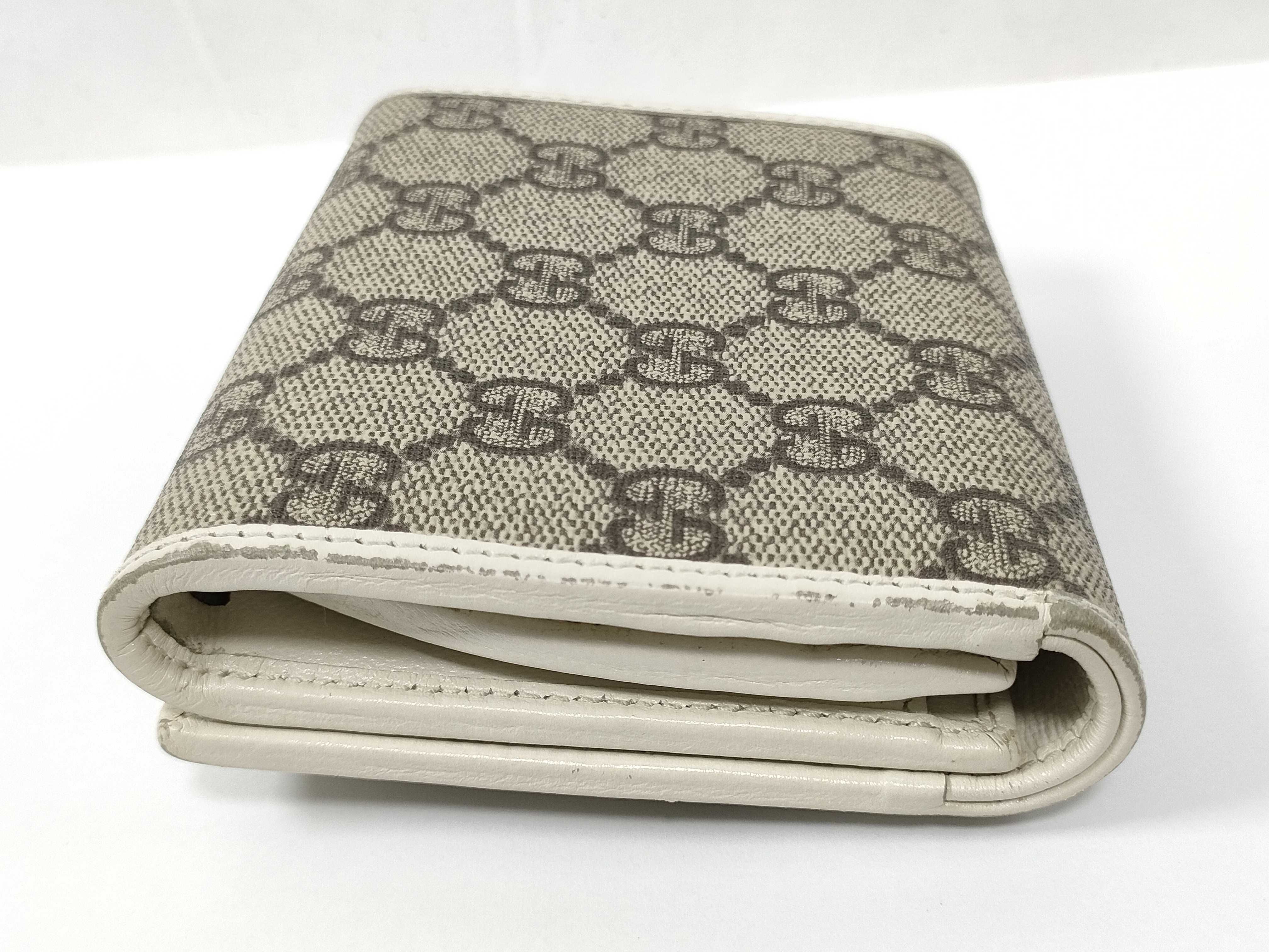 wallet — view 6