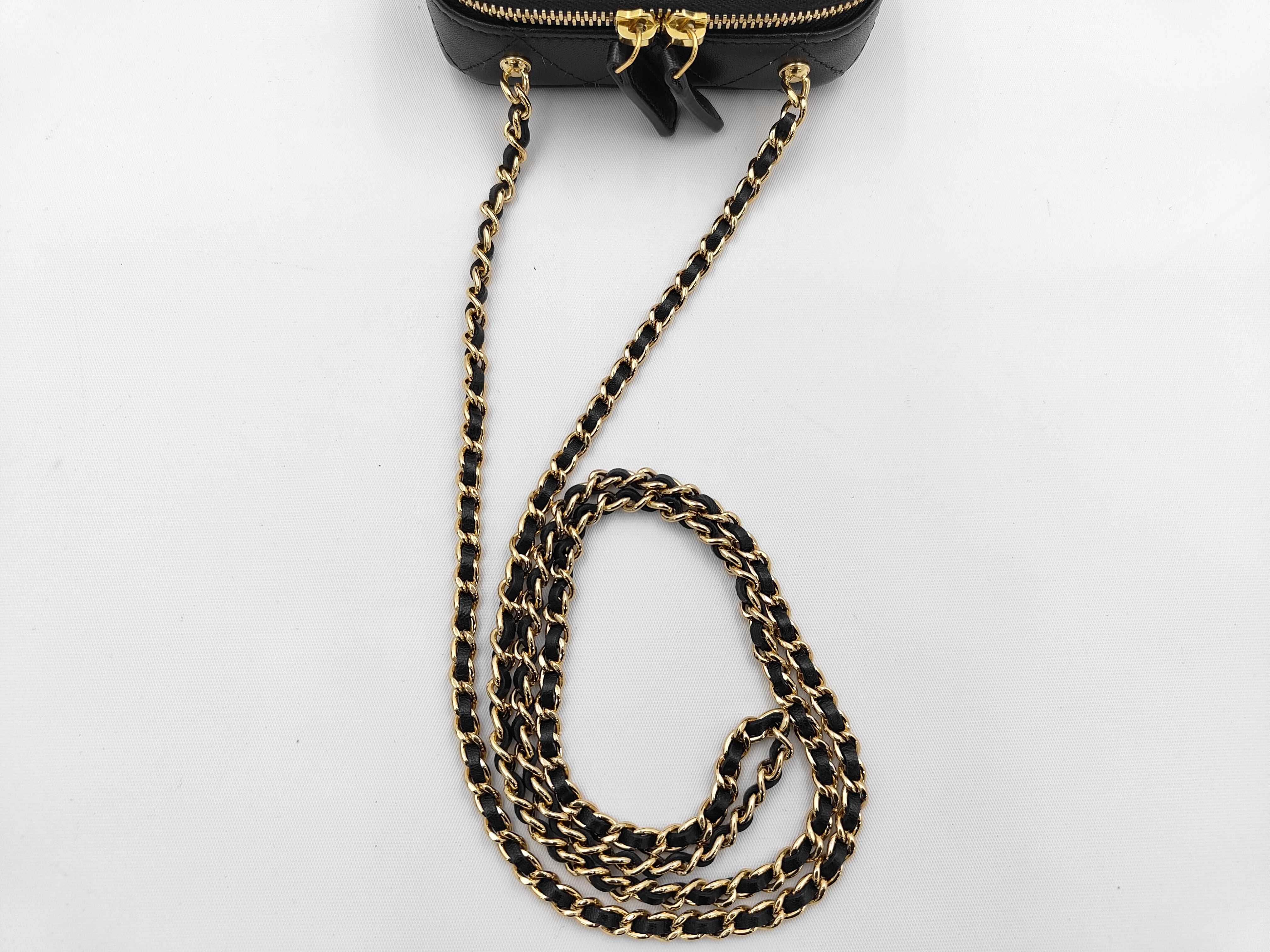 Chain Bag Shoulder Bag — view 3