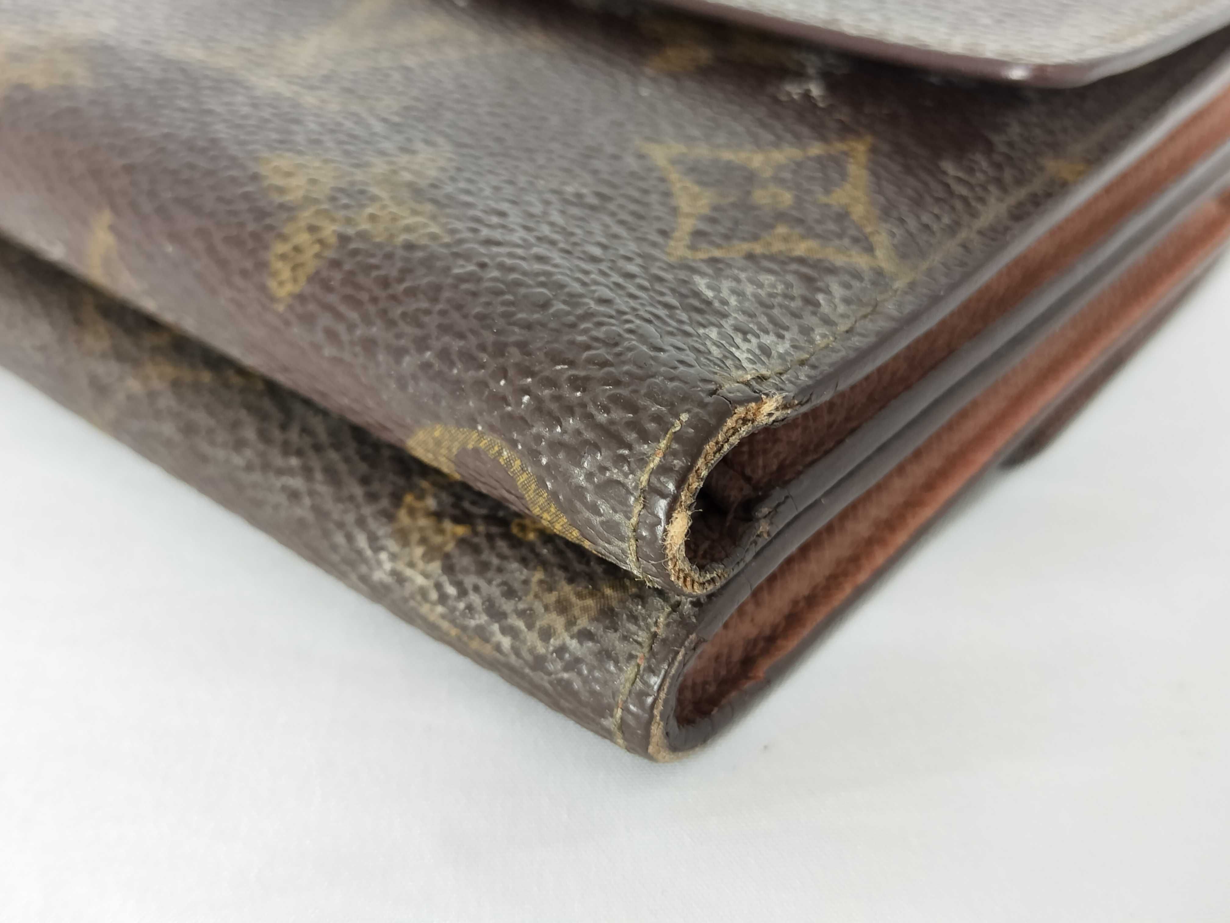 Monogram Portefeuille Elise Tri-fold Wallet with Double Snap Closure M61654 — view 3