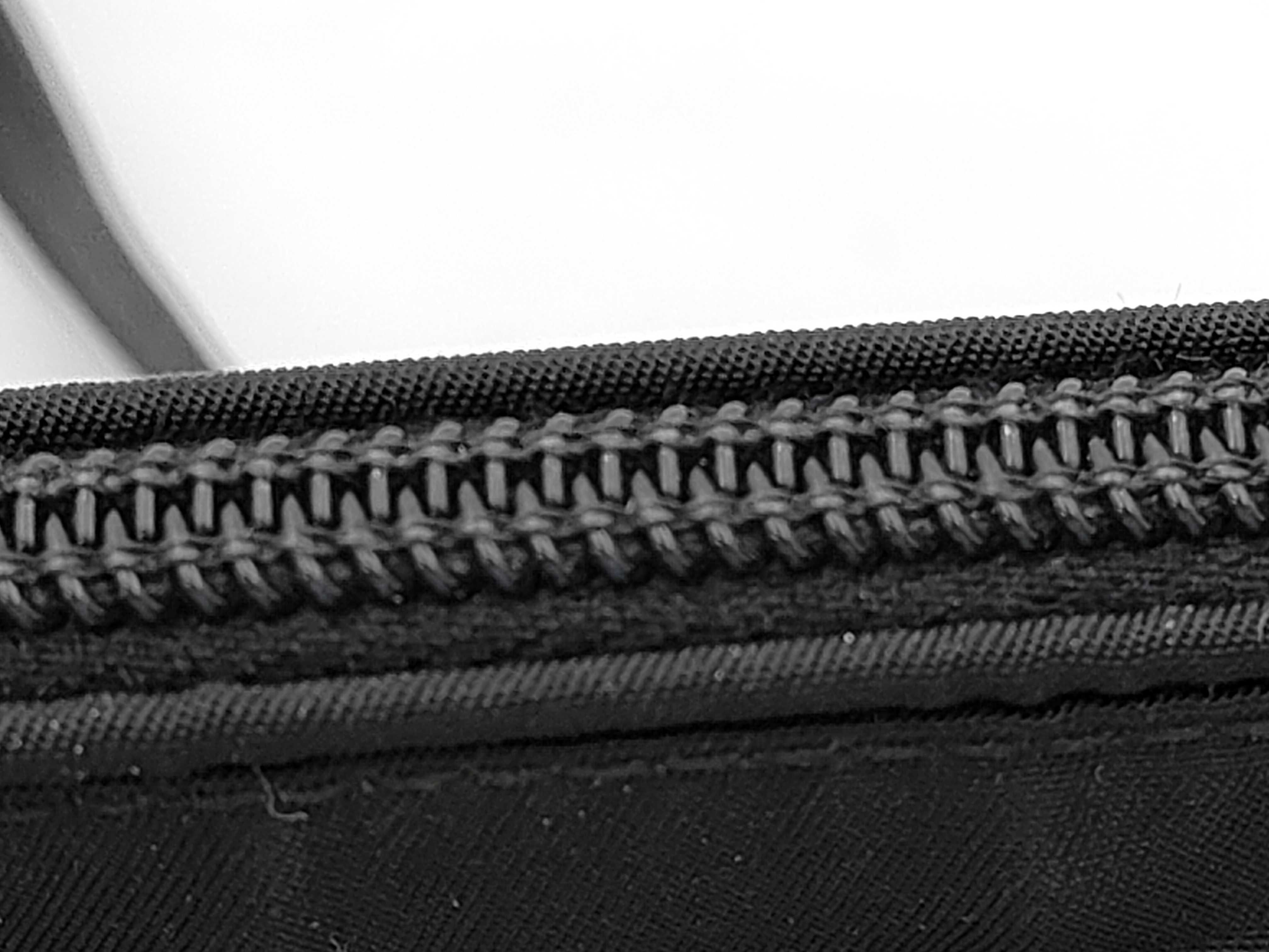 black pouch, with accessories, shoulder bag. — view 6