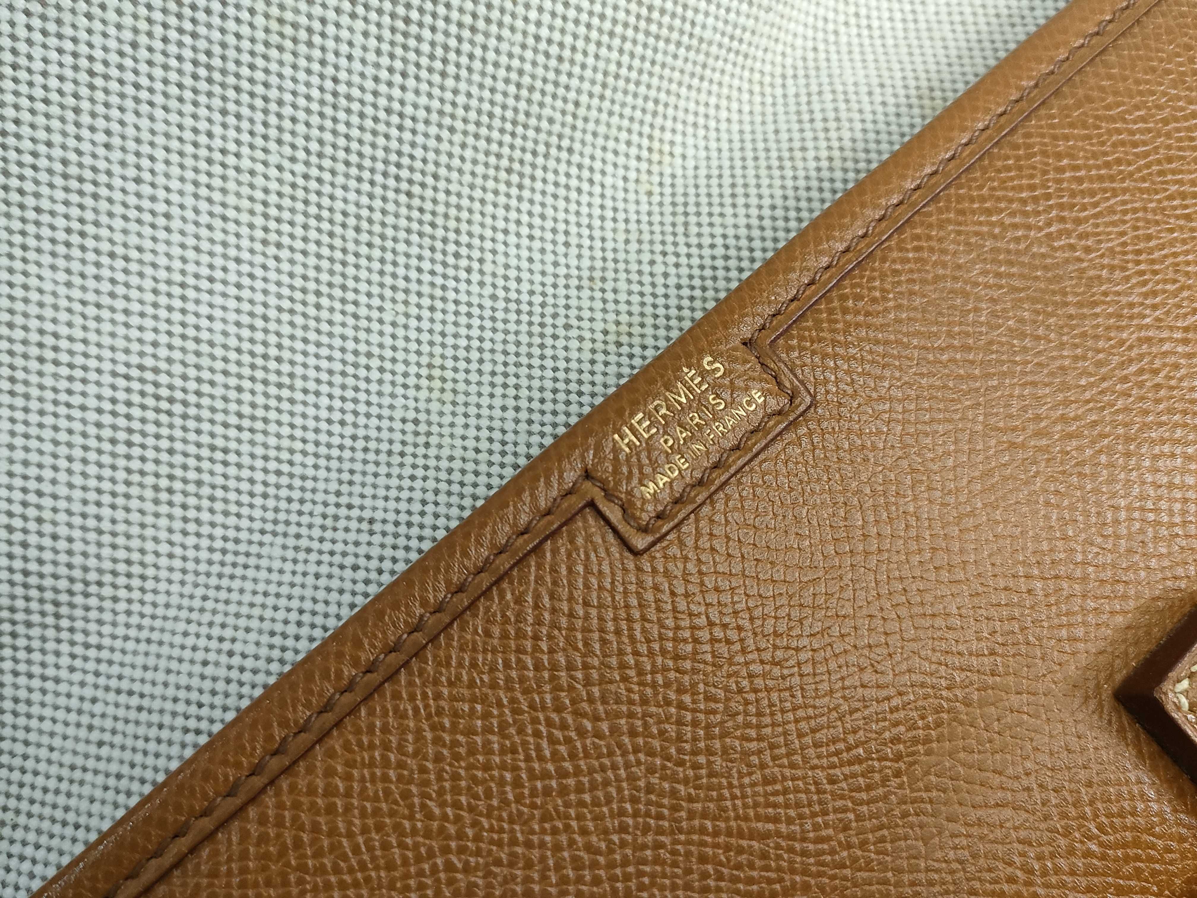 FR-Hermès Jige PM Cushbell Clutch Gold T: 1990 Clutch Bag — view 8