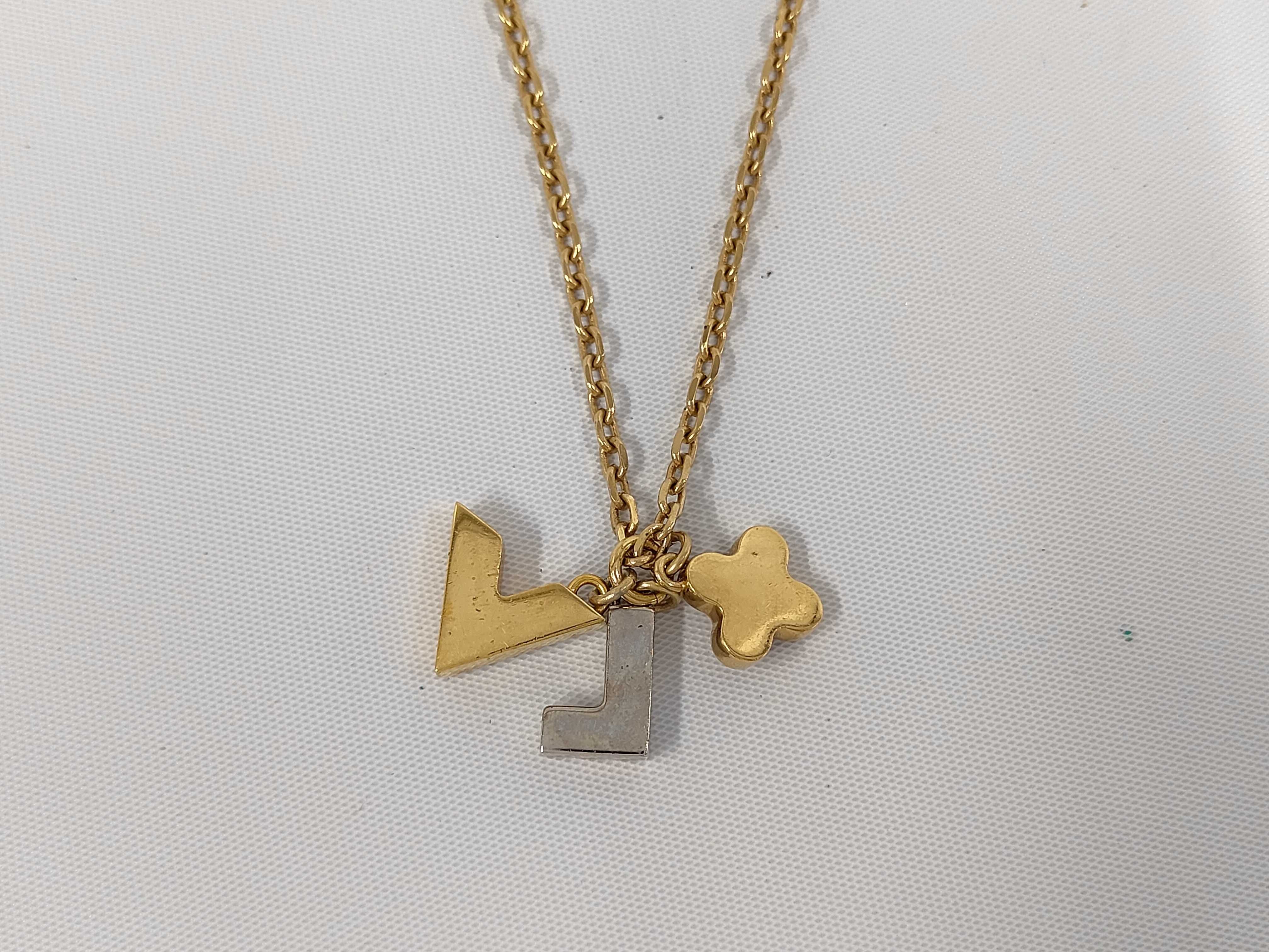 Pendant Love Letters Gold Necklace — view 2