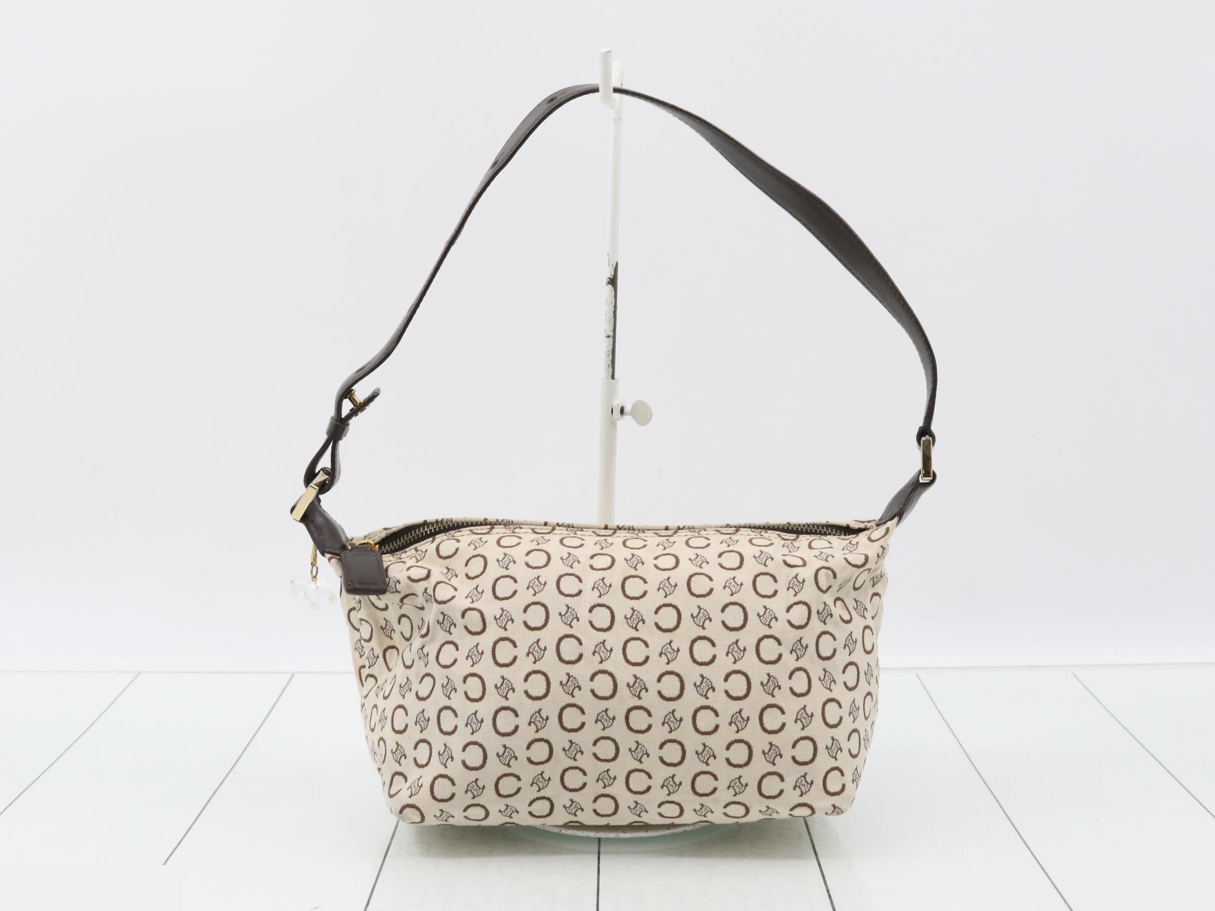 pouch
