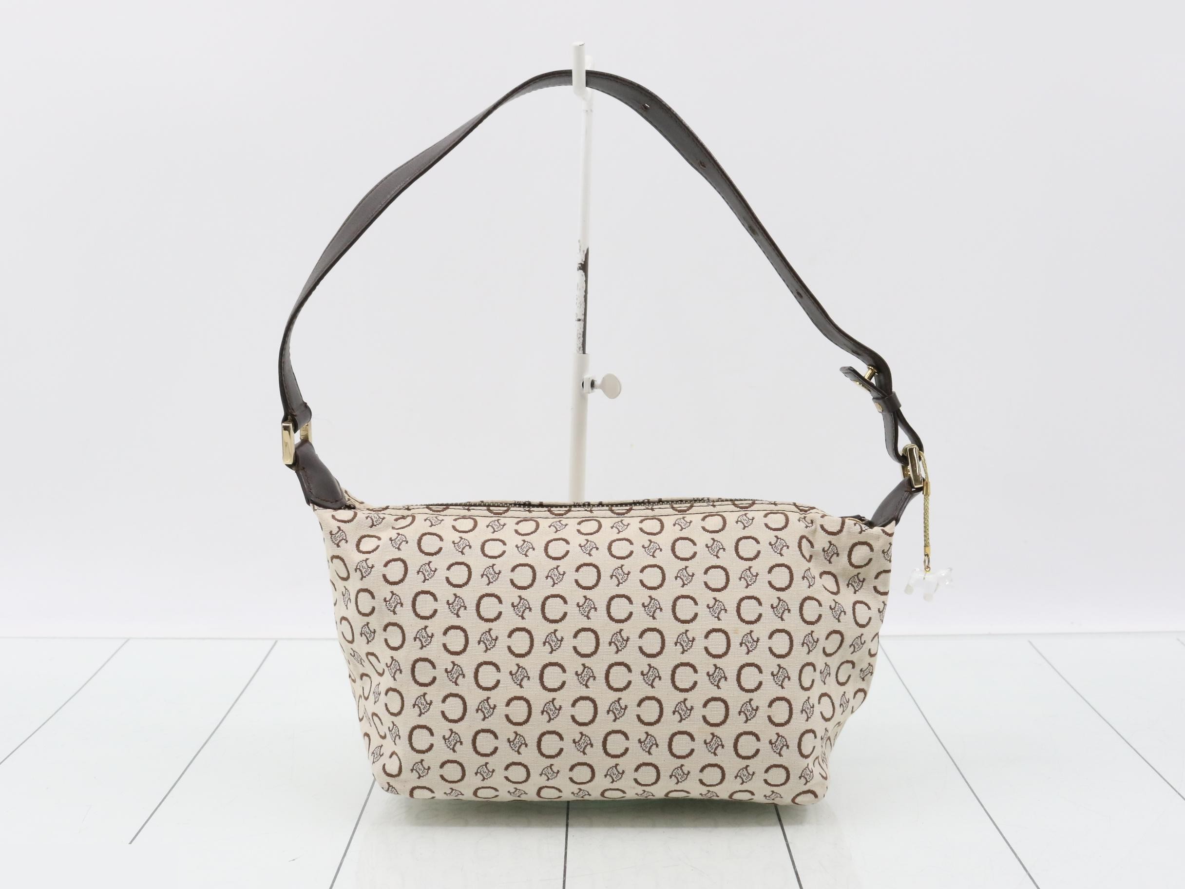 pouch — view 2