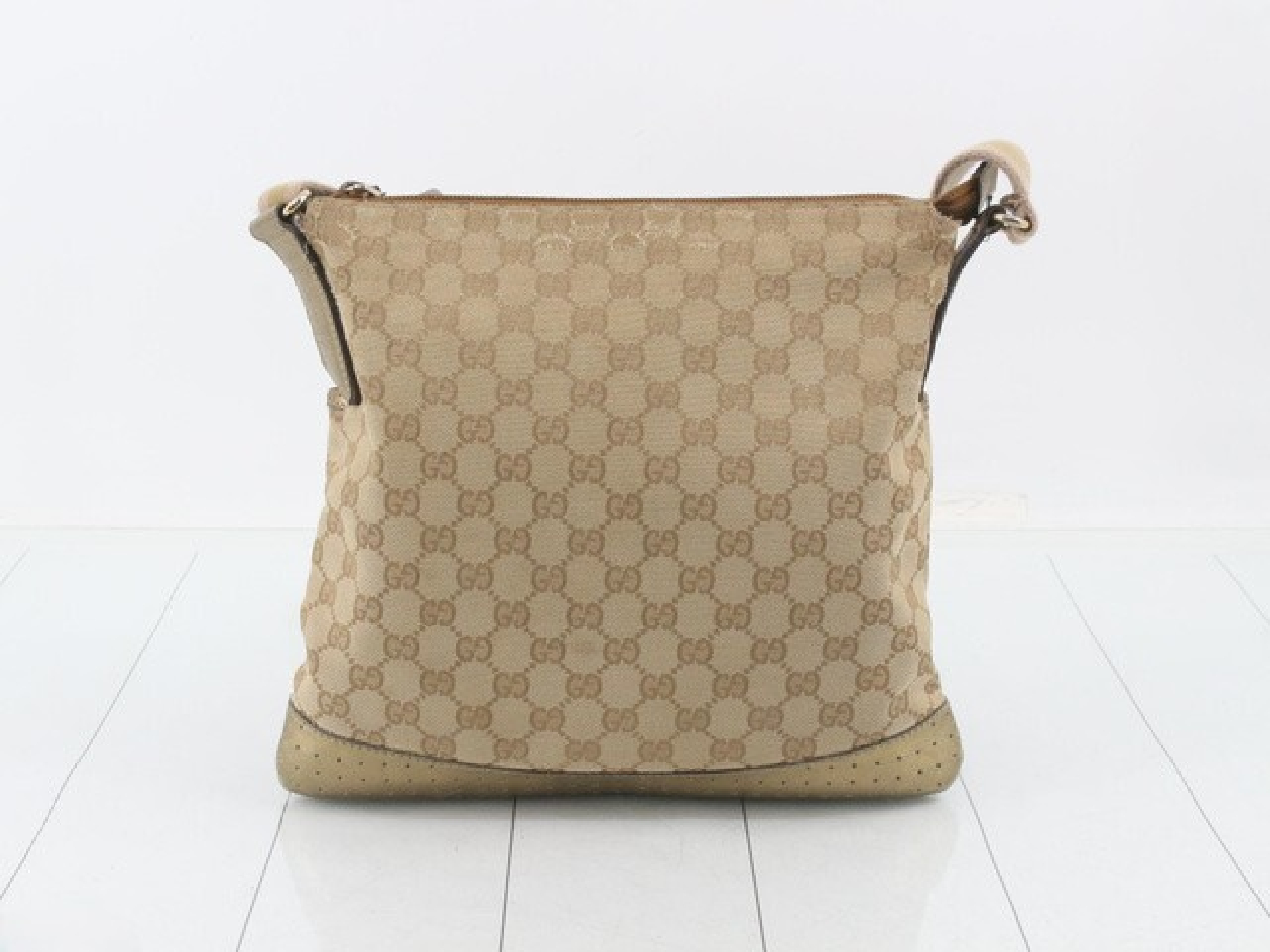 shoulder bag — view 2