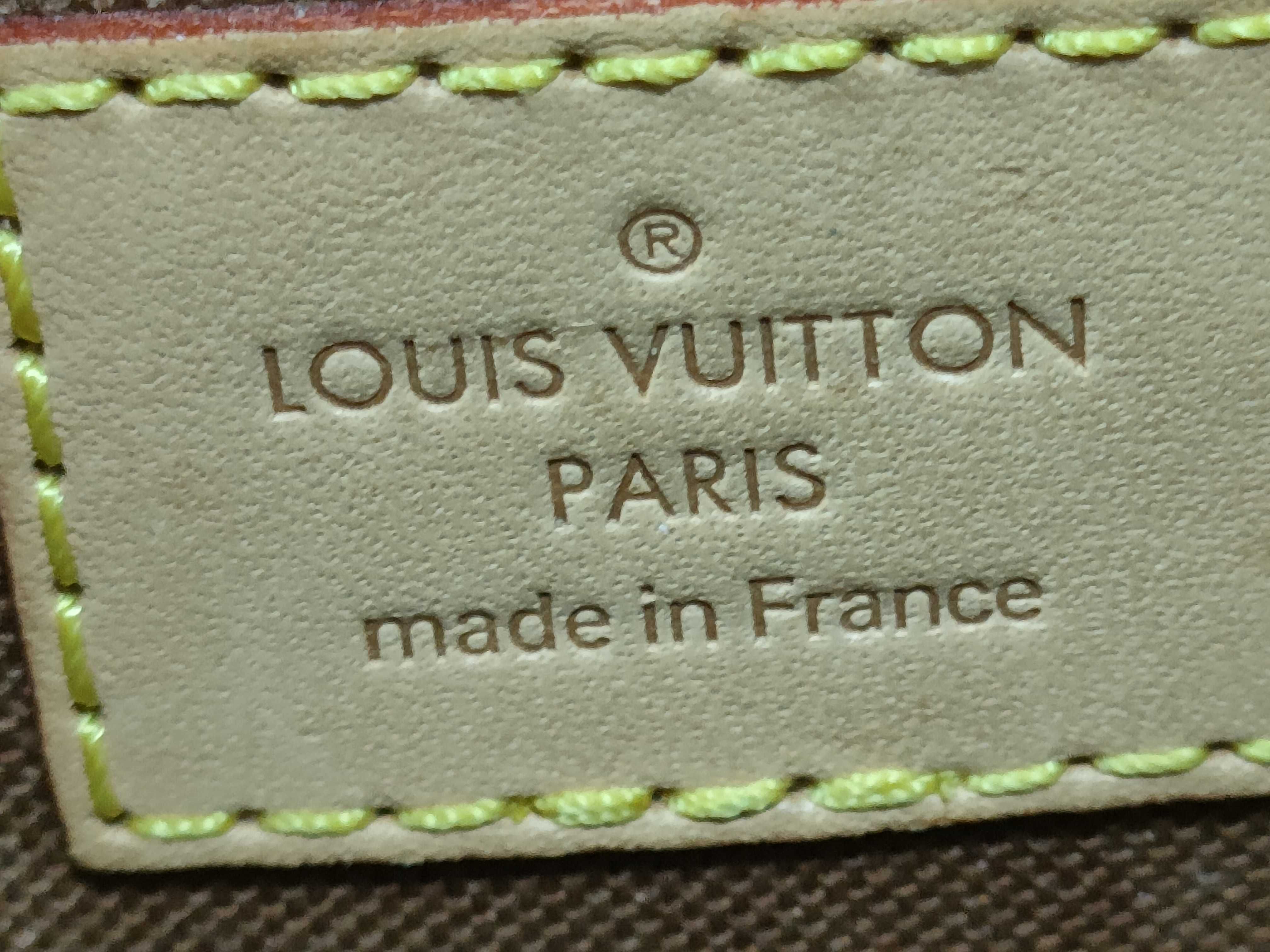 Monogram Louis Vuitton Multi Pochette Accessoires Monogram M44840 RFID-protected shoulder bag — view 11