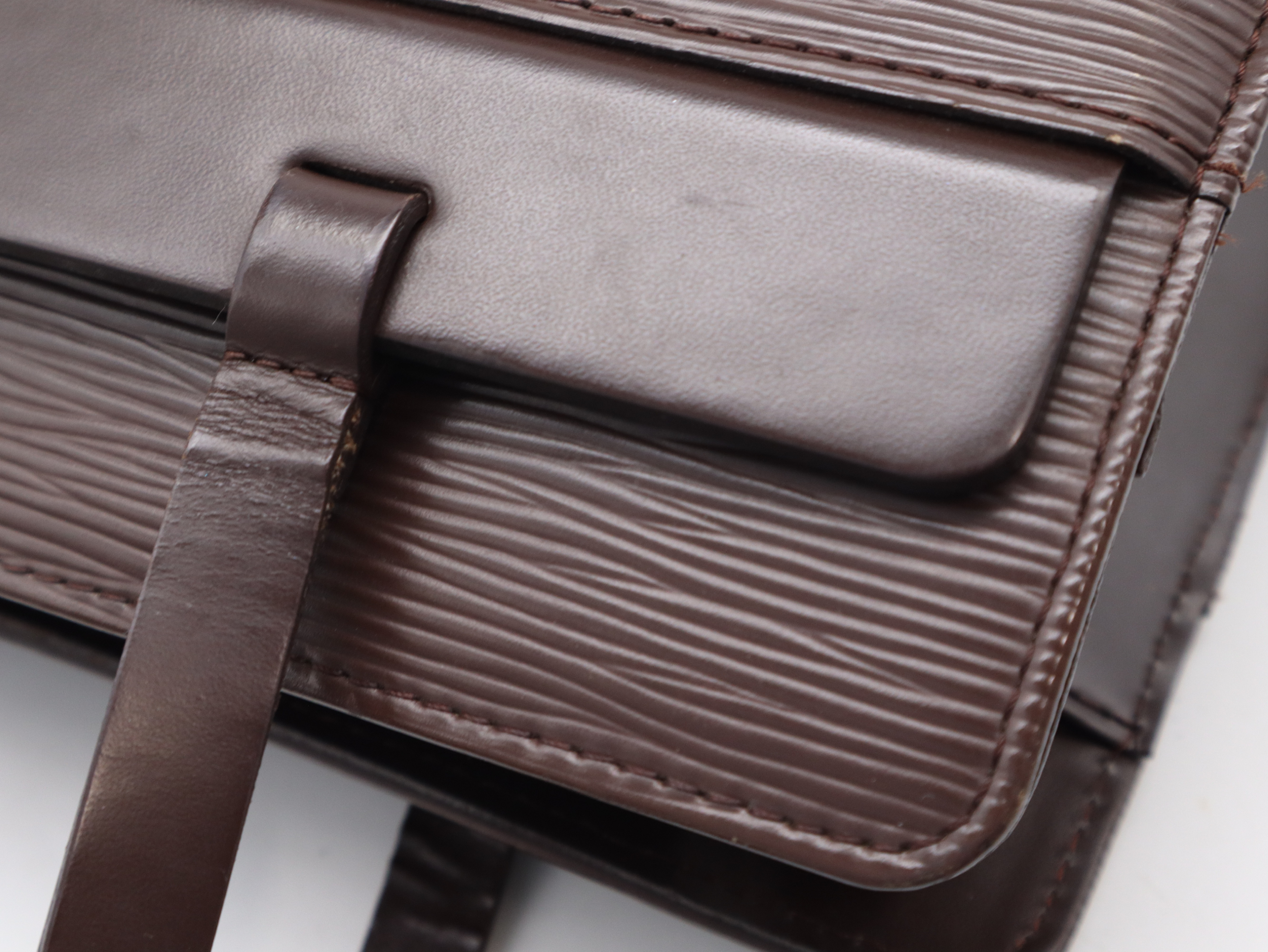 M5249D Epi Croisette PM Mocha Tote Bag — view 8