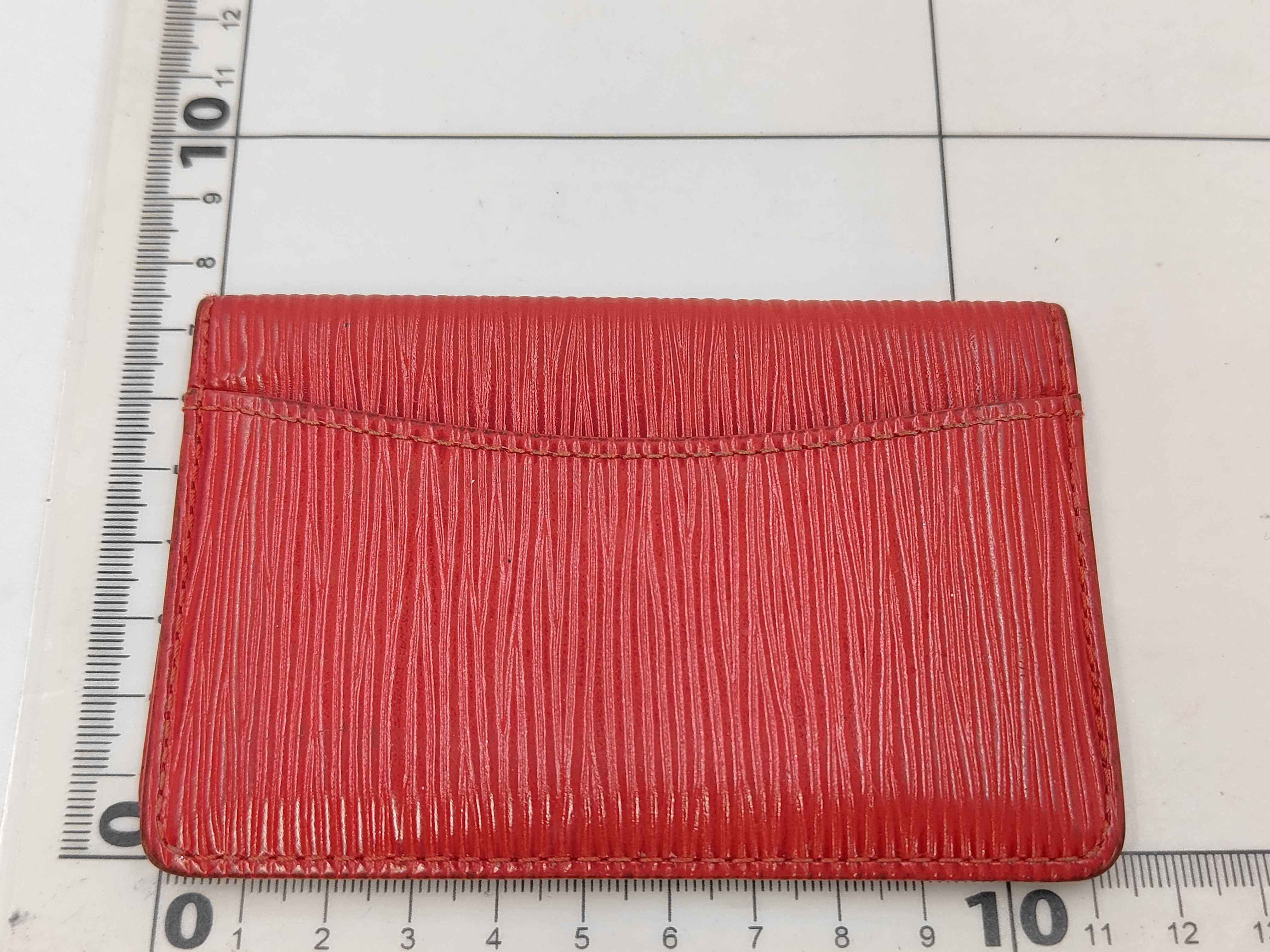 Epi / Epi / Pochette Carte de Visite / M56577 / CA0957 / Card Case / Business Card Holder / Leather Card Case, Pass Case, Business Card Holder — view 2