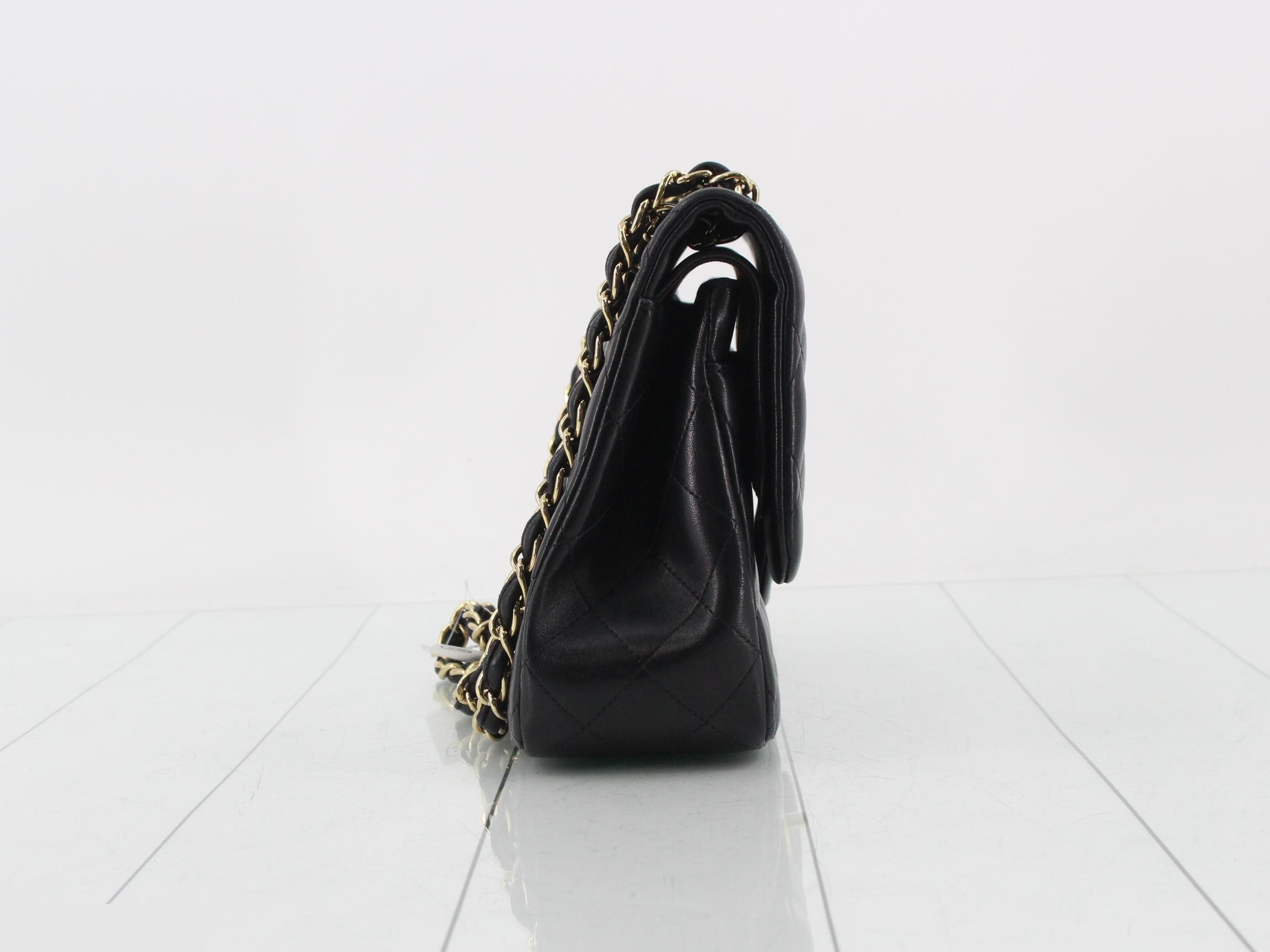 Large Matelassé 30 Lambskin Double Flap Double Chain Shoulder Bag — view 4