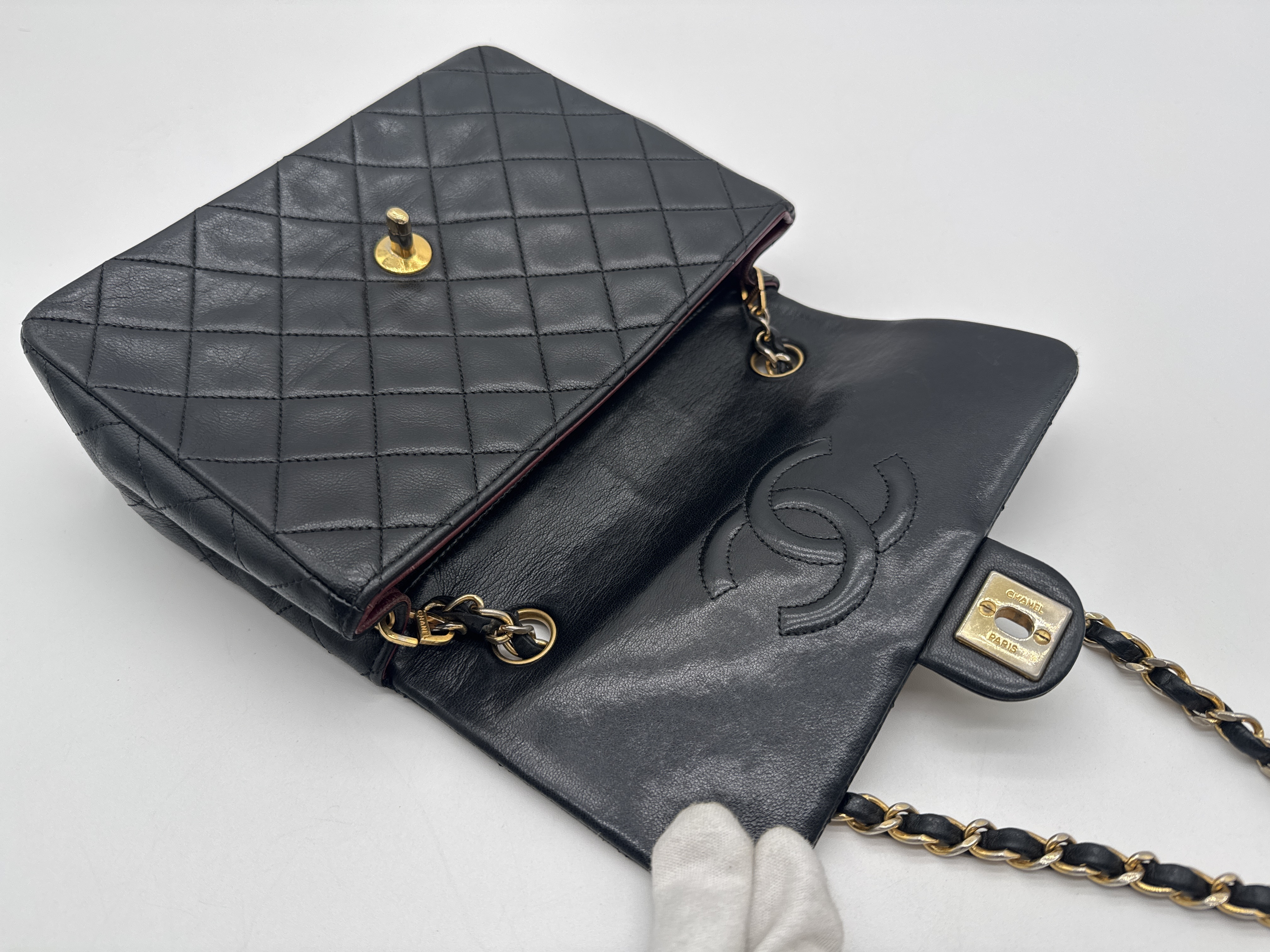 Lambskin Mini Matelassé 20 Black Shoulder Bag — view 9