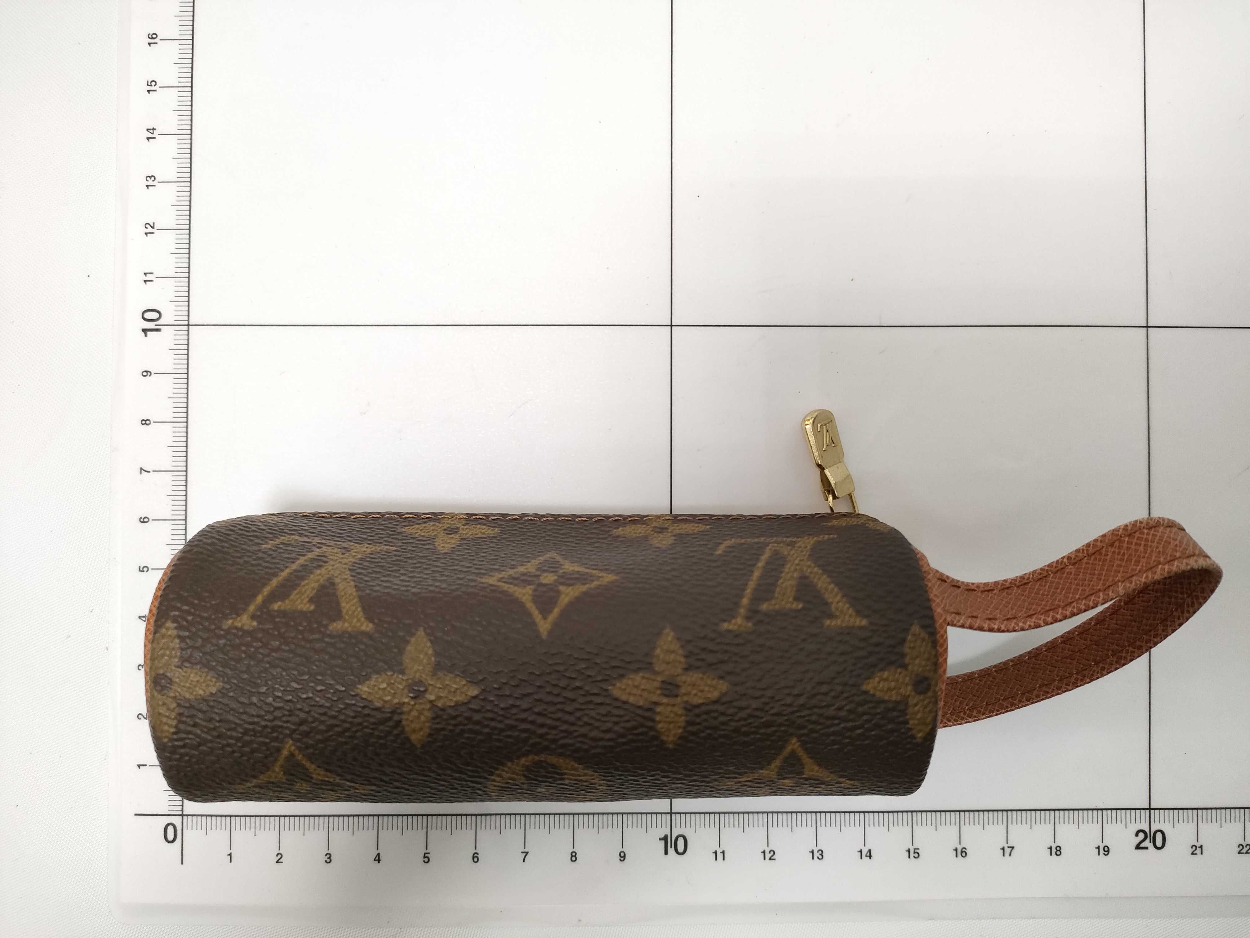 Monogram Louis Vuitton Monogram Etui Trois Ball de Golf Pouch M58249 Pouch — view 2