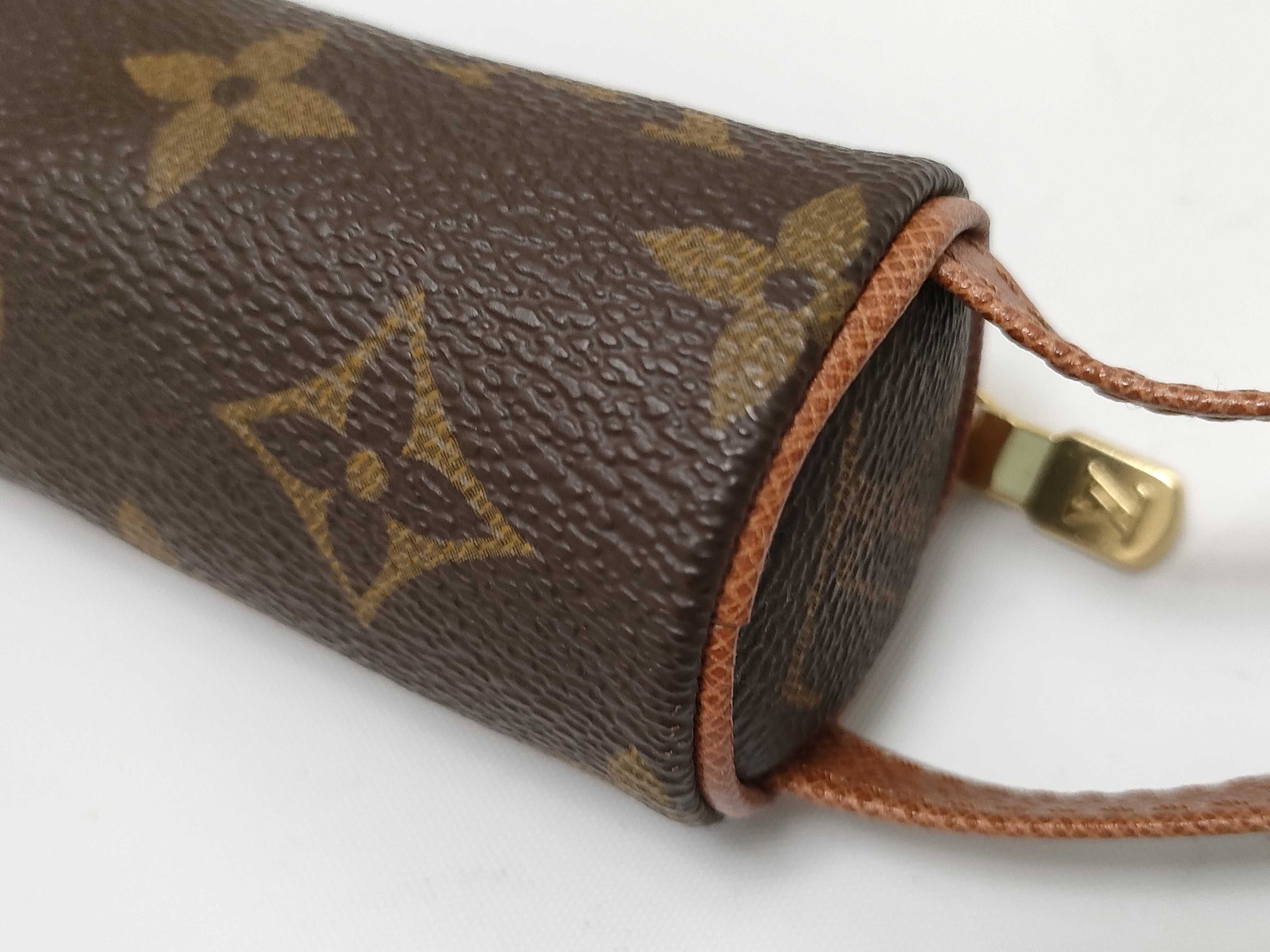 Monogram Louis Vuitton Monogram Etui Trois Ball de Golf Pouch M58249 Pouch — view 3