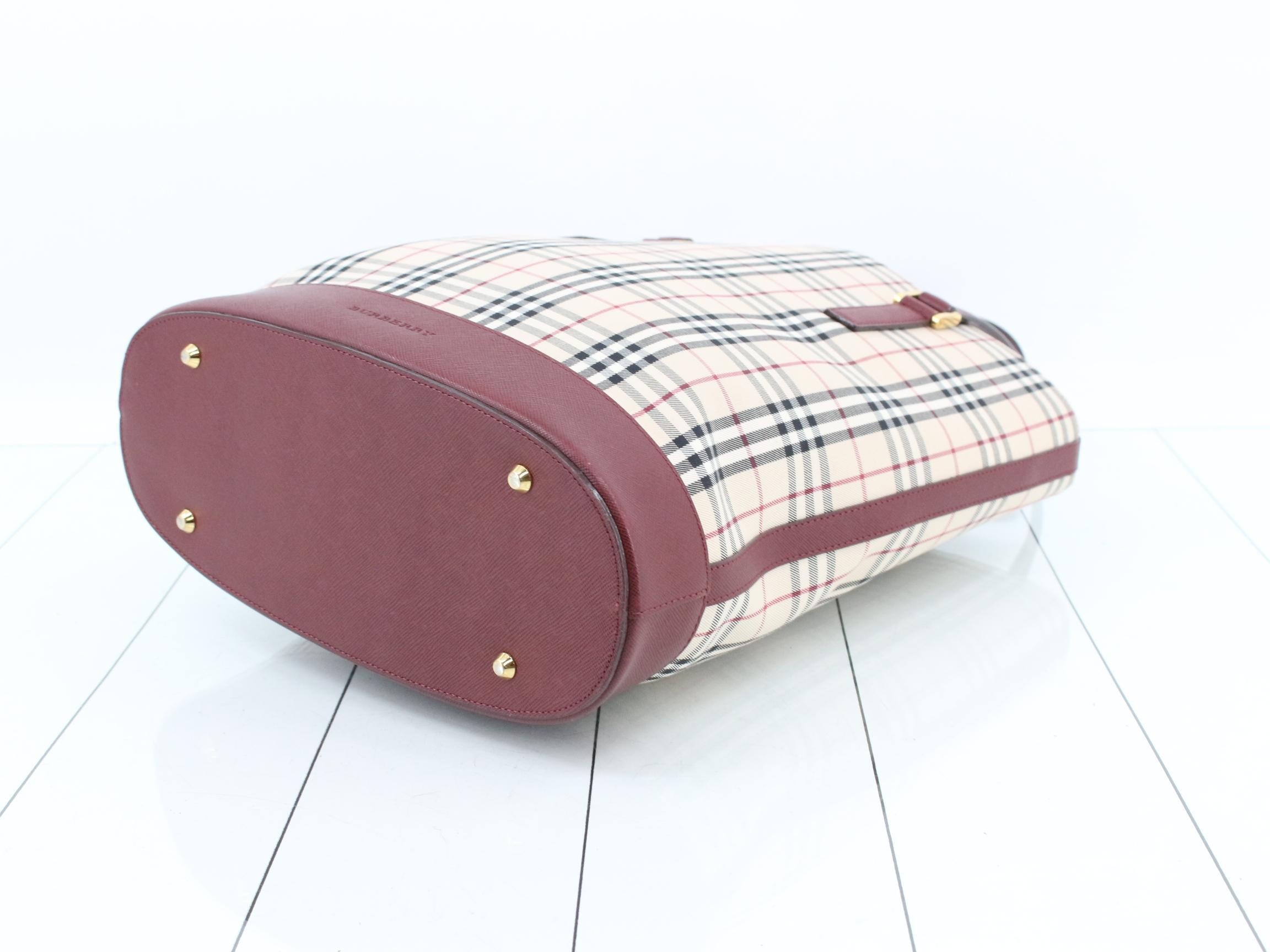 Other lines: Nova Check bags and tote bags — view 6