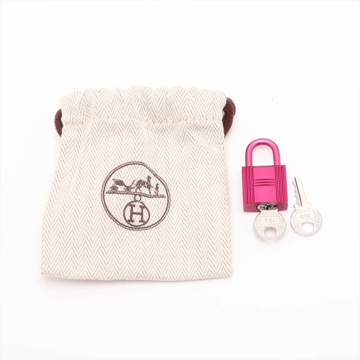 Picotin Lock 18 PM Monochrome Taurillon Clemence Rose Mexico Pink Hardware B: 2023 — view 9