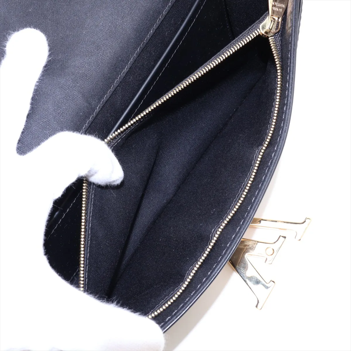 LV logo Pochette Louise EM NM M51634 PL4114 Black — view 7