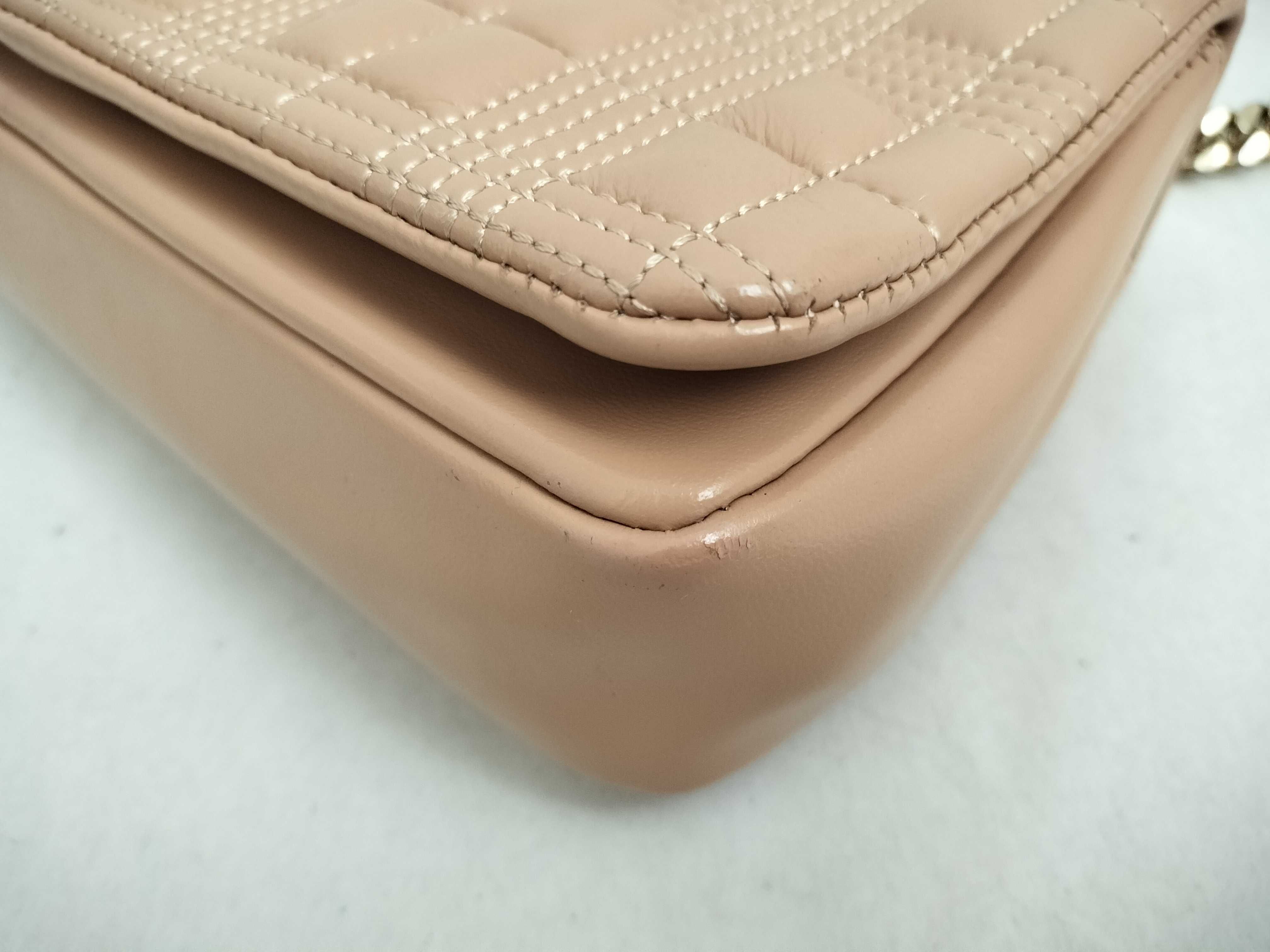 Laura Small Shoulder Bag TB Gold Hardware Shoulder Bag — view 6