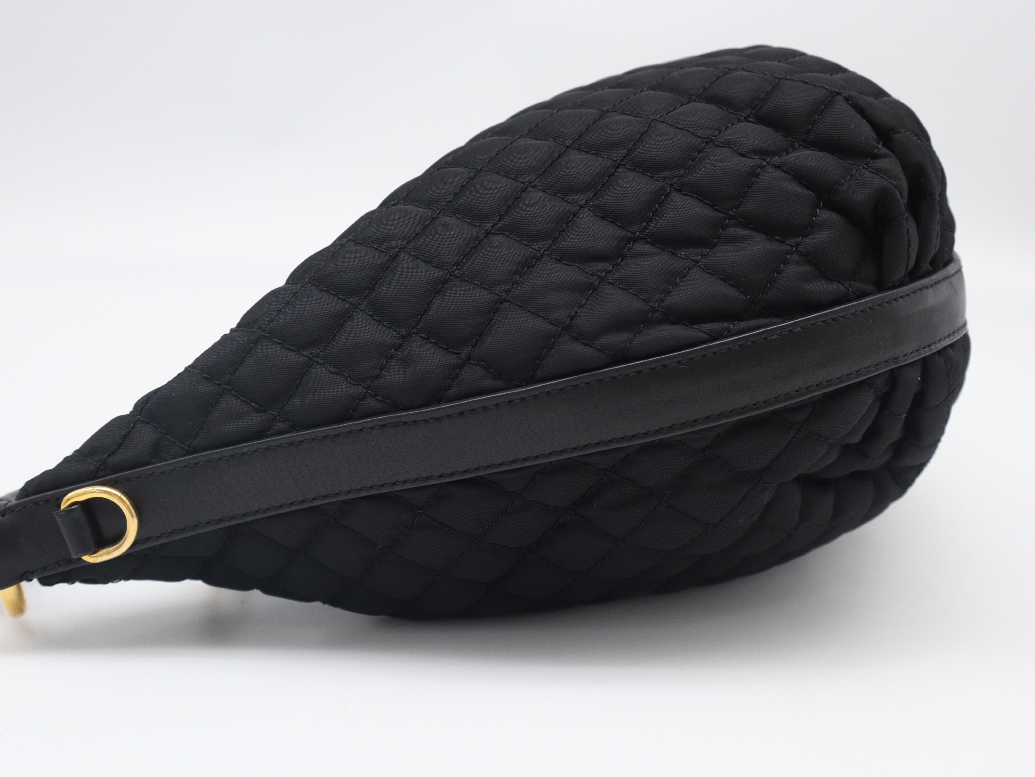 WS30688 Nylon x Leather Shoulder Bag, Quilted, Black Shoulder Bag — view 3