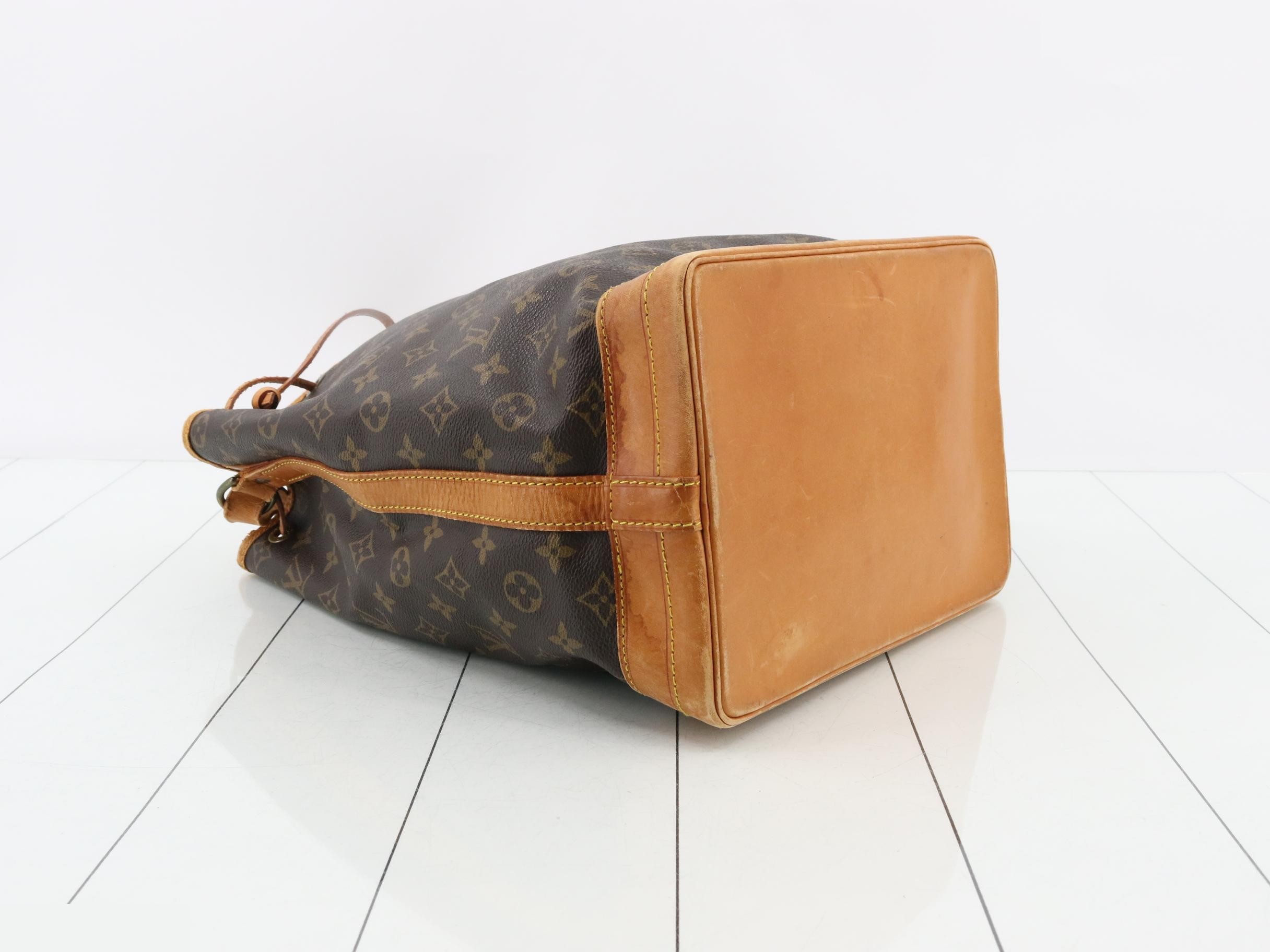 M42224 Noe Shoulder Bag — view 5