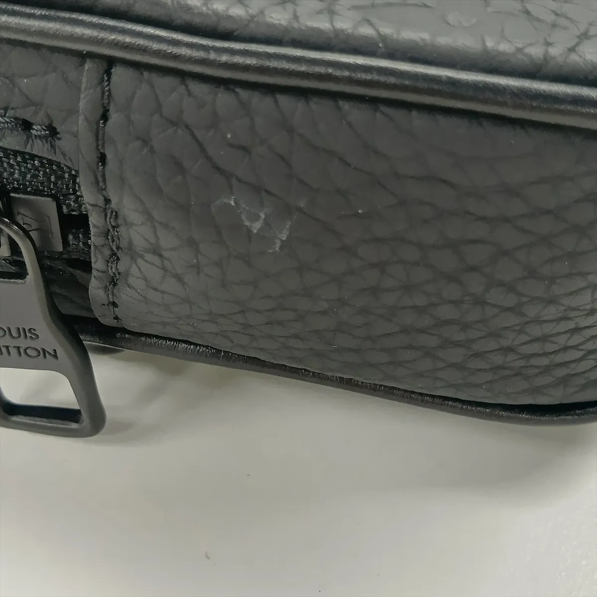 Taurillon Pochette Volga M55703, Syria unknown, Black — view 12