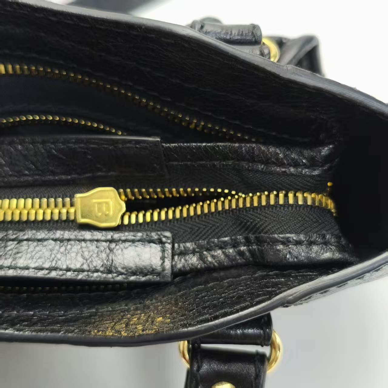 【*Shipped from: China*】BALENCIAGA Classic City Leather Shoulder Bag — view 9
