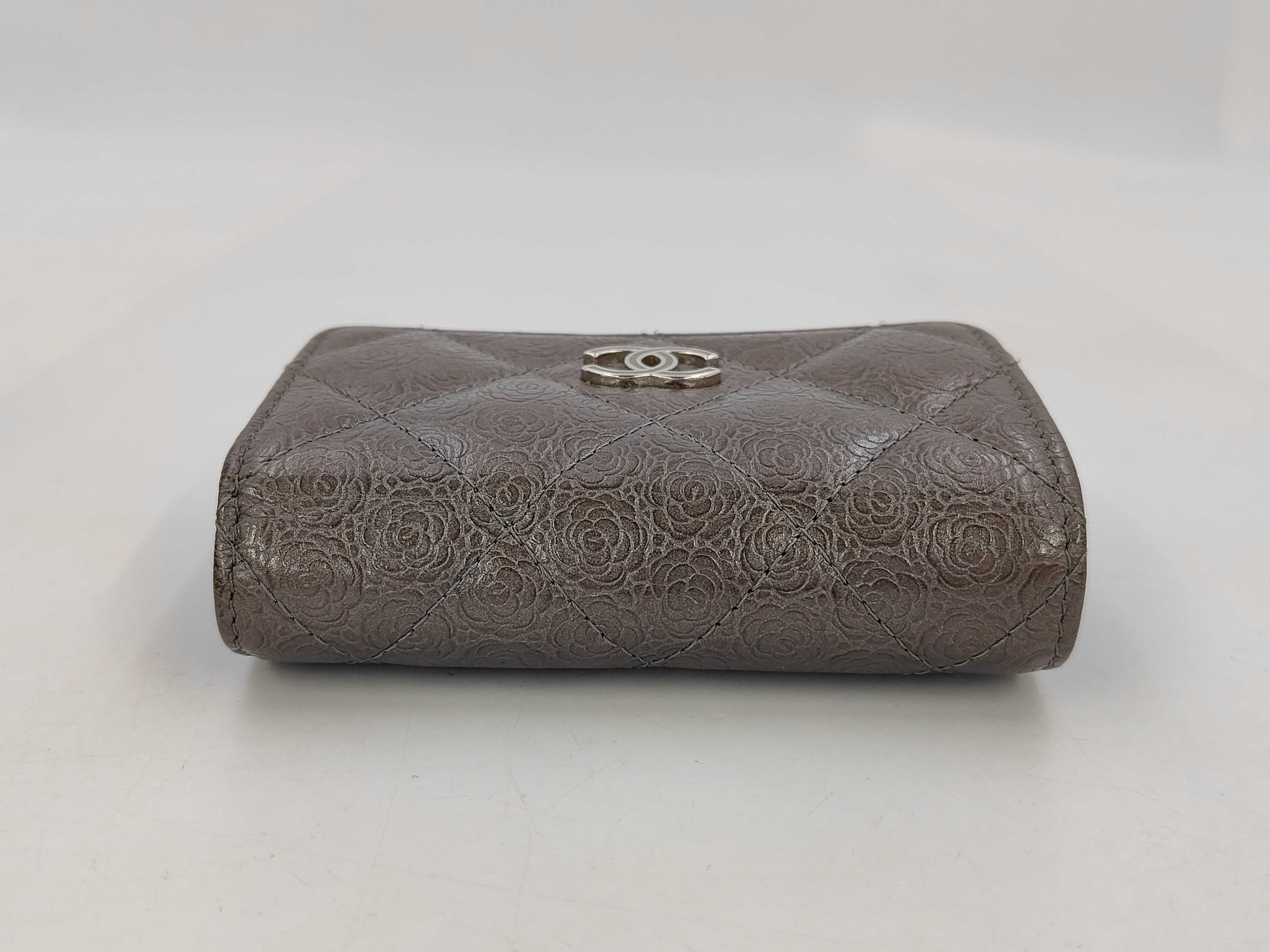 Camellia Leather Compact Wallet, Silver with Gold Hardware, 26104983 (Wallet) — view 6