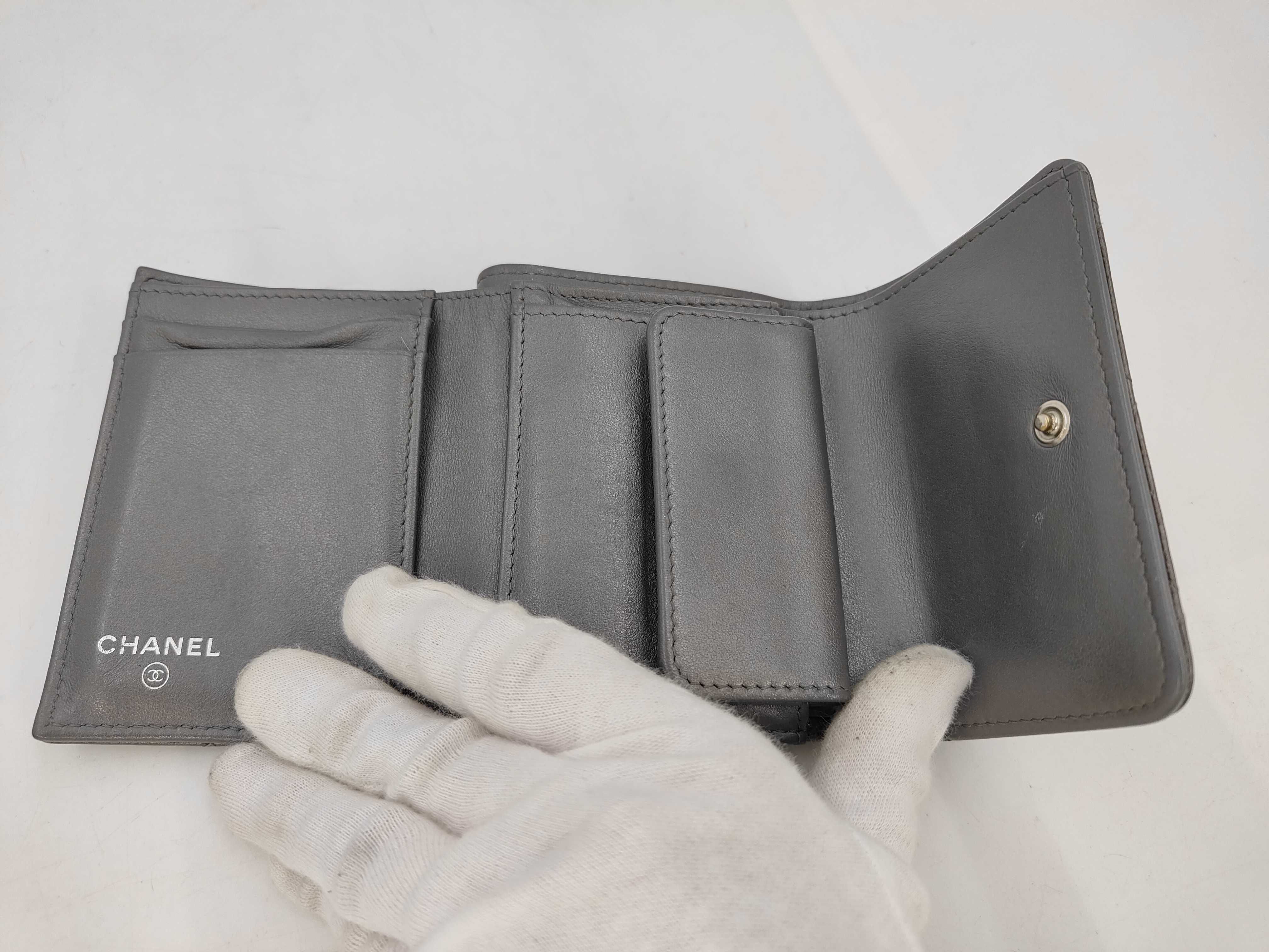 Camellia Leather Compact Wallet, Silver with Gold Hardware, 26104983 (Wallet) — view 8