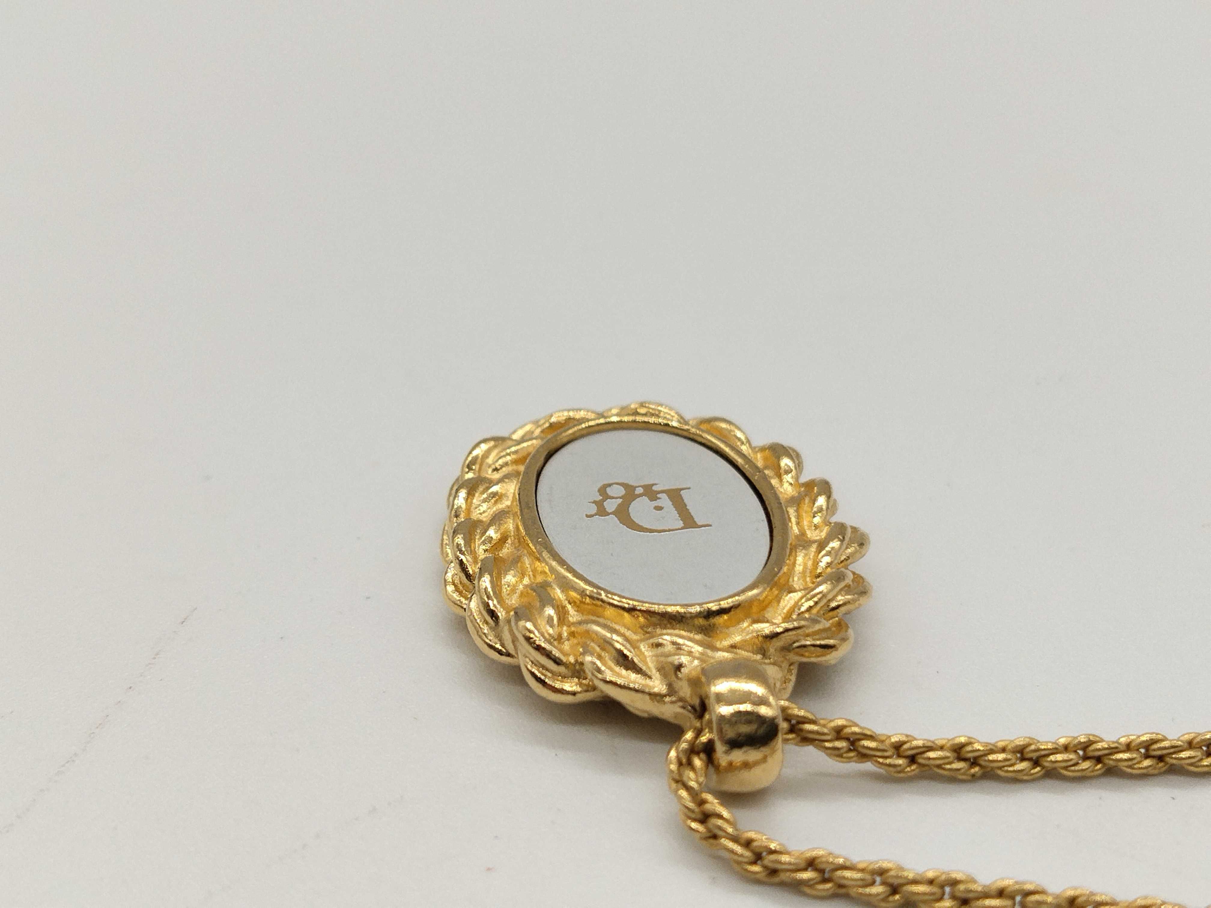 Oval Trotter Necklace — view 4