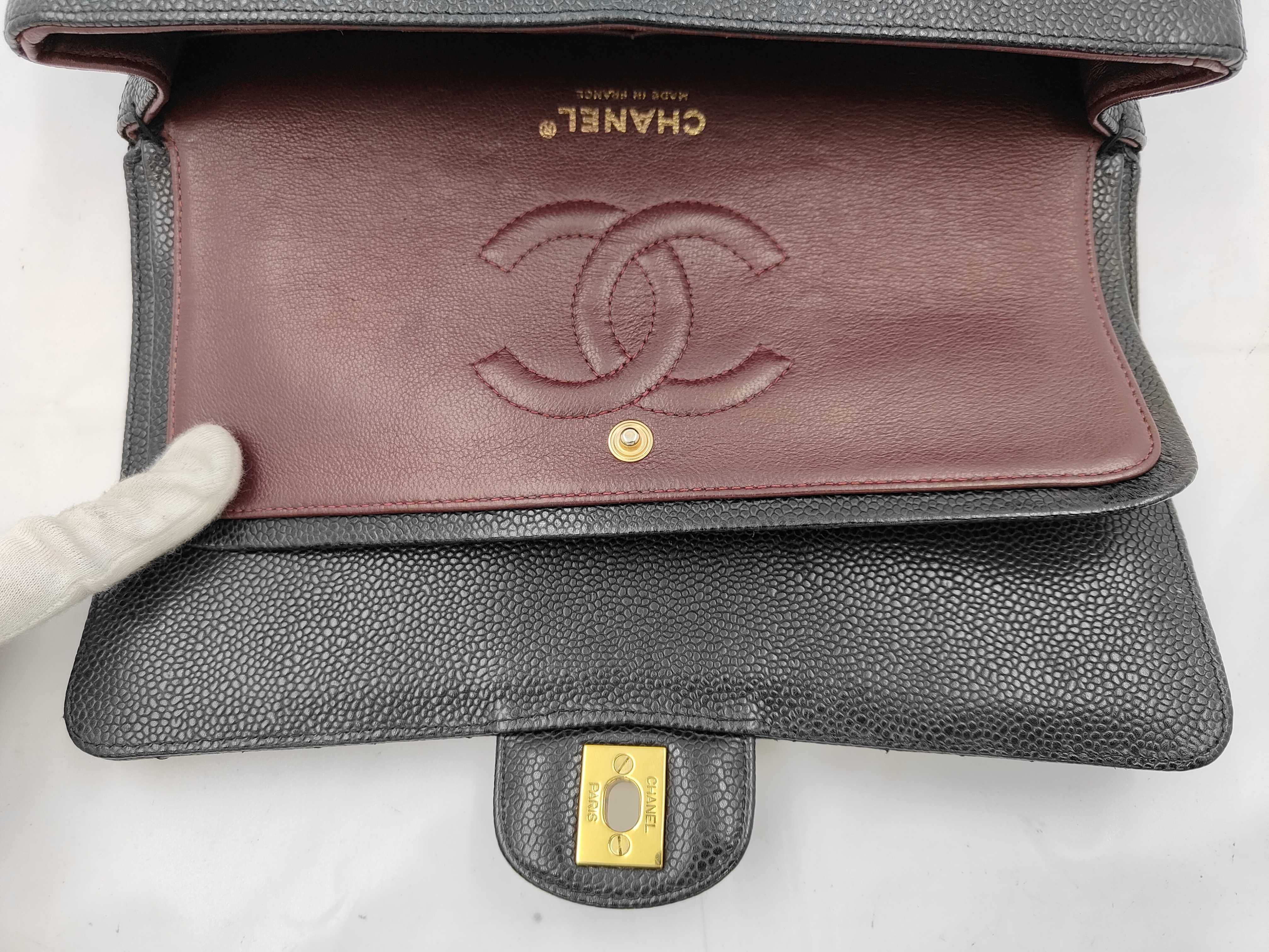 Matelassé Double Flap 25 Caviar Leather Gold Hardware Serial Number 12 Card Seal Shoulder Bag — view 6