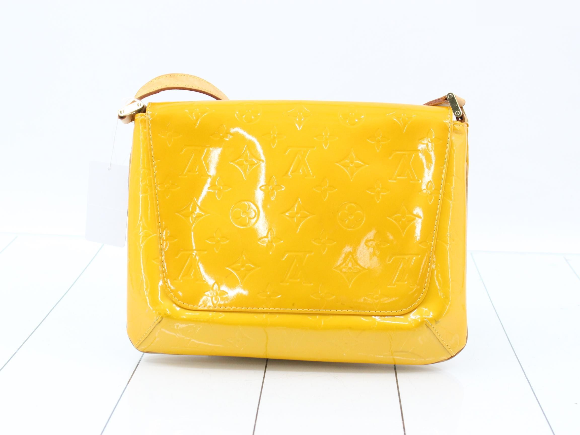 Vernis Shoulder Bag — view 2