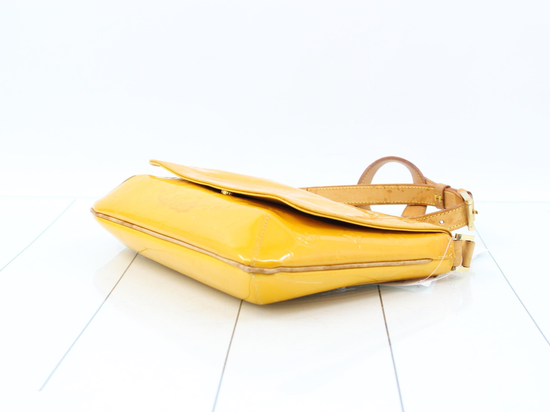 Vernis Shoulder Bag — view 6