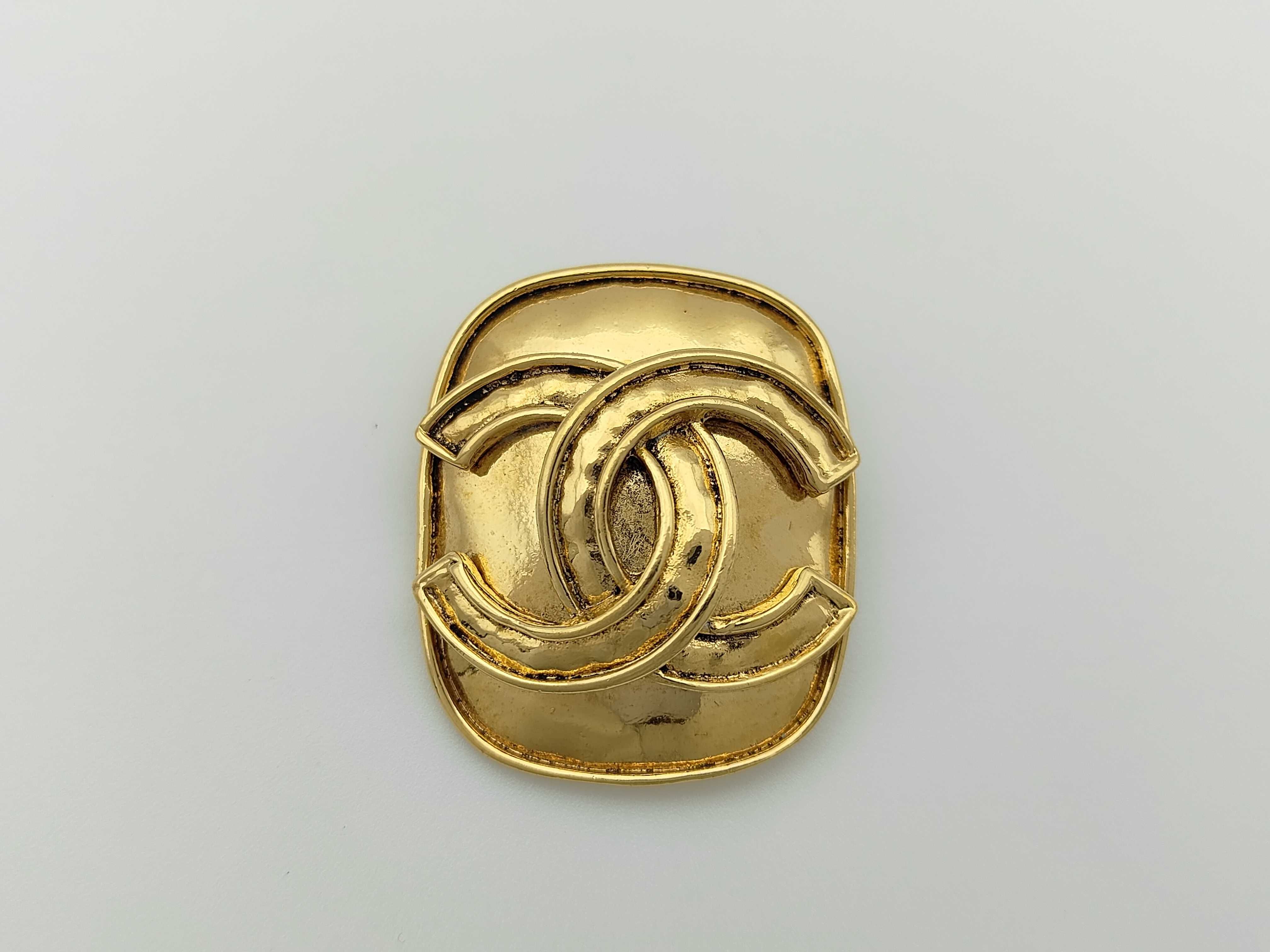 Coco 94P Brooch