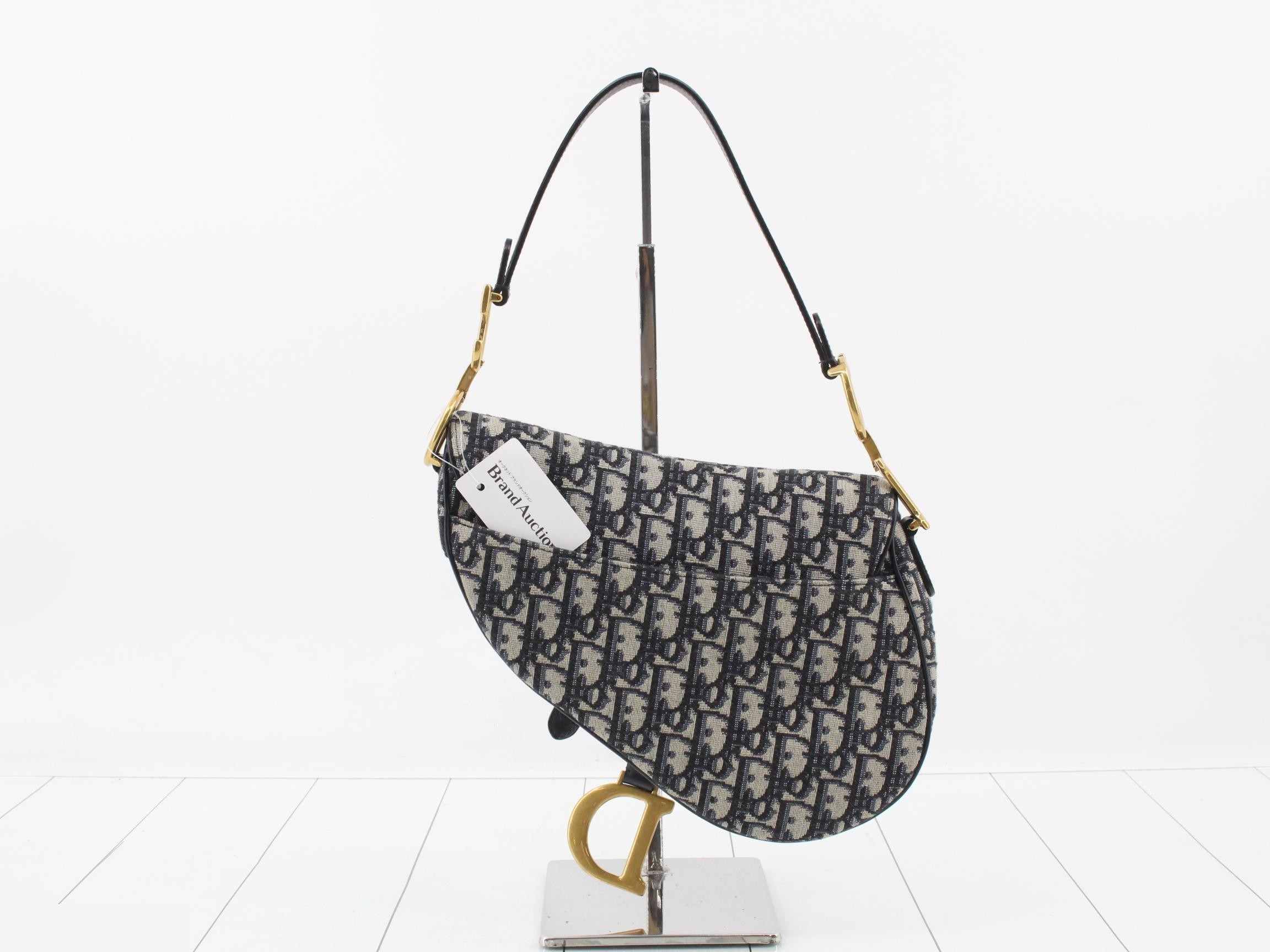 Saddlebag, Oblique, One-Shoulder Bag — view 2