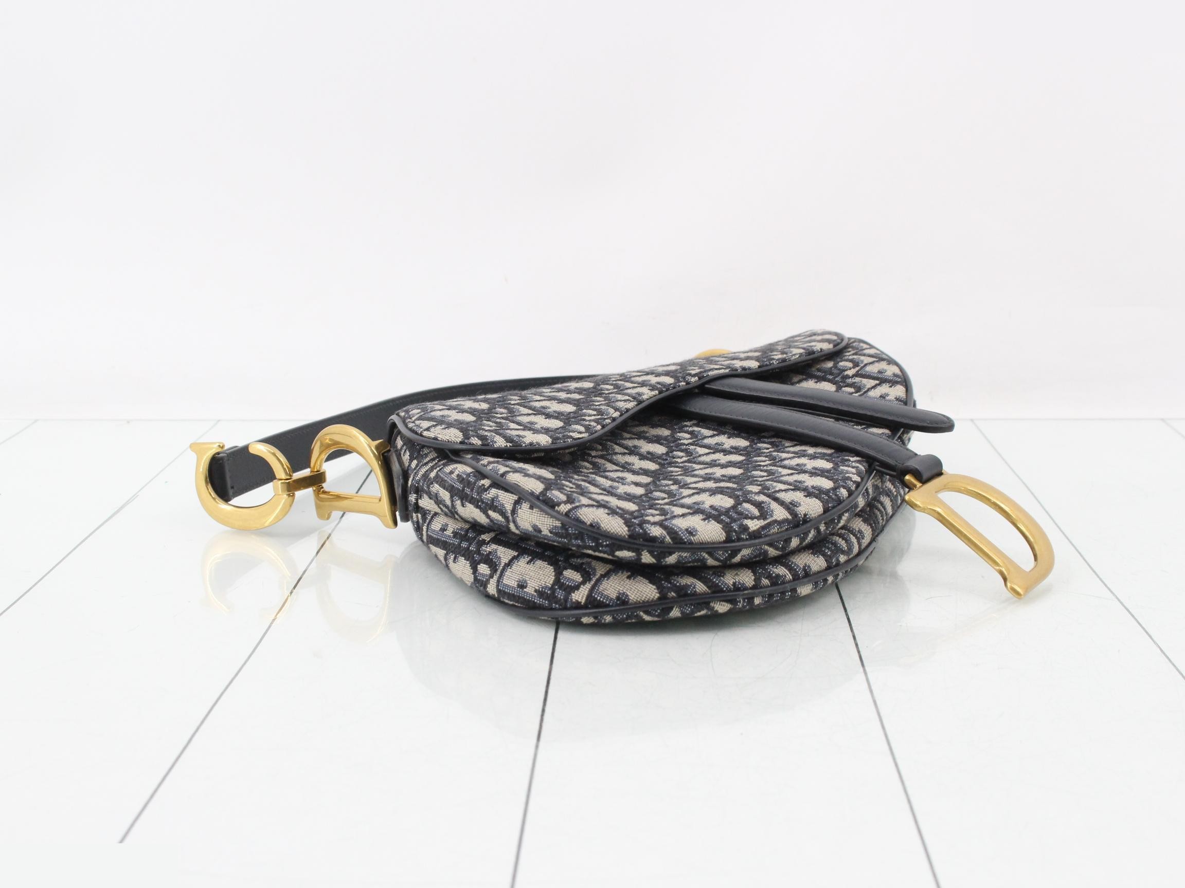Saddlebag, Oblique, One-Shoulder Bag — view 5
