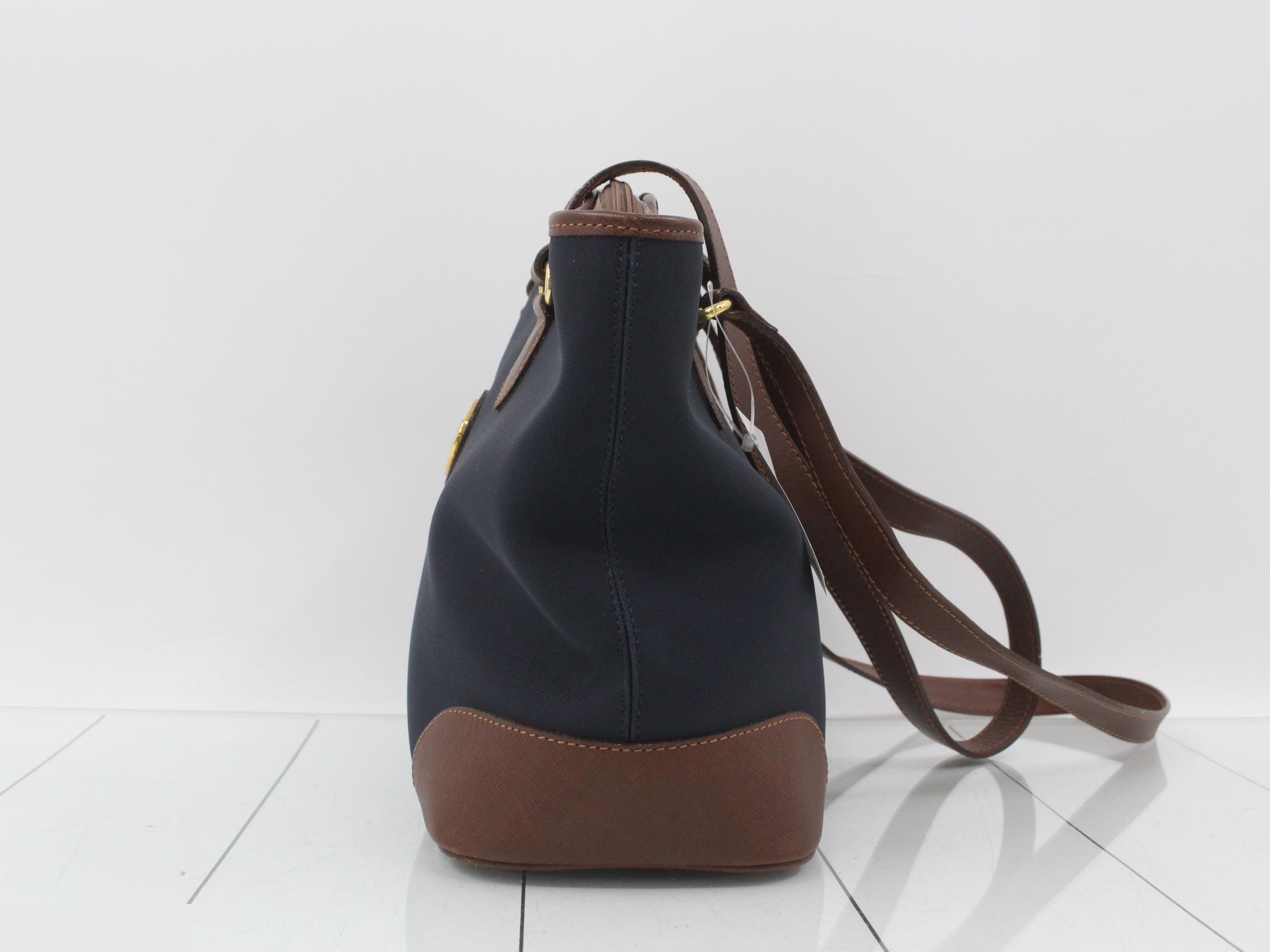 shoulder bag — view 3