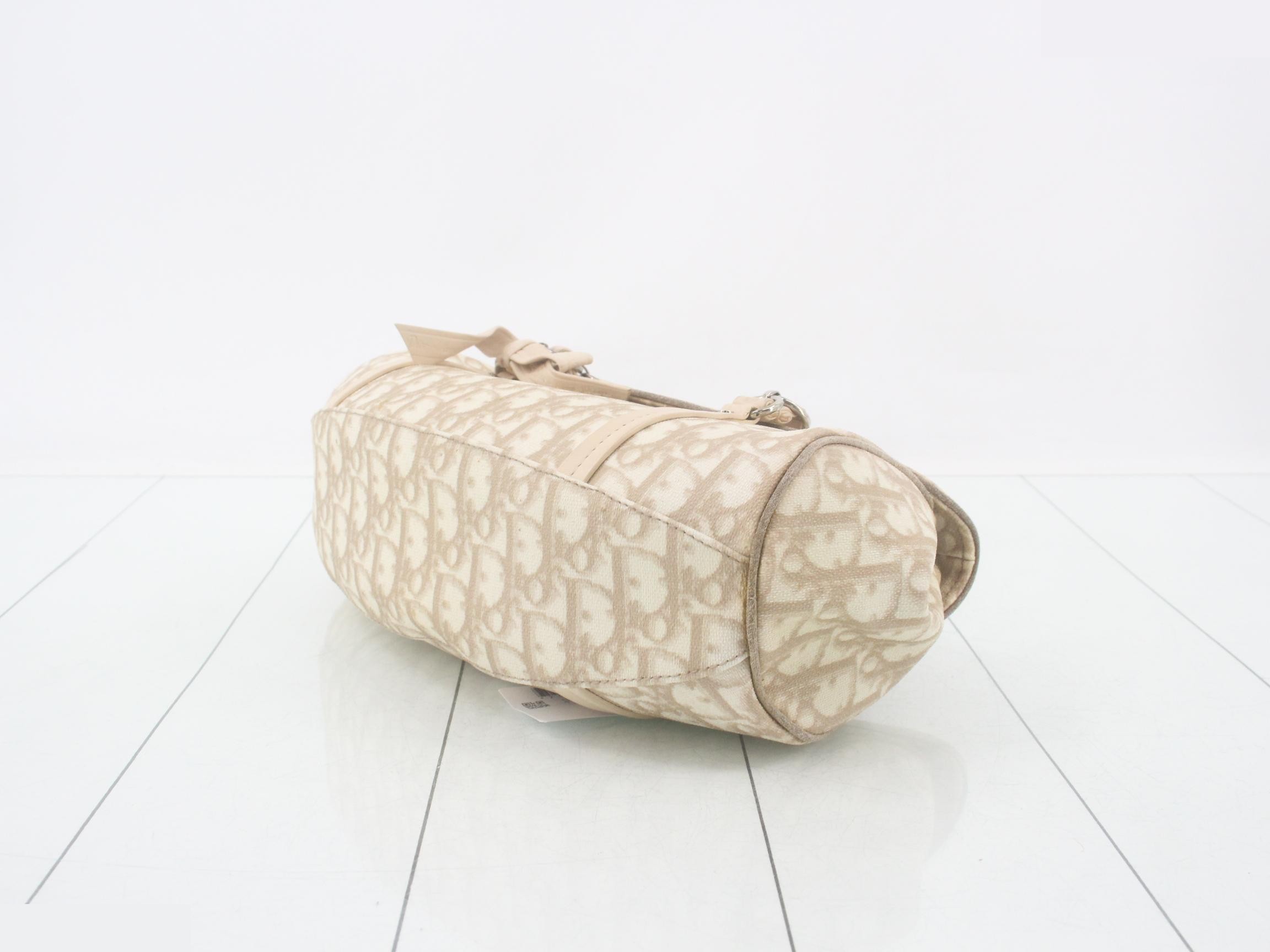 Trotter (bag) - Shoulder bag — view 6