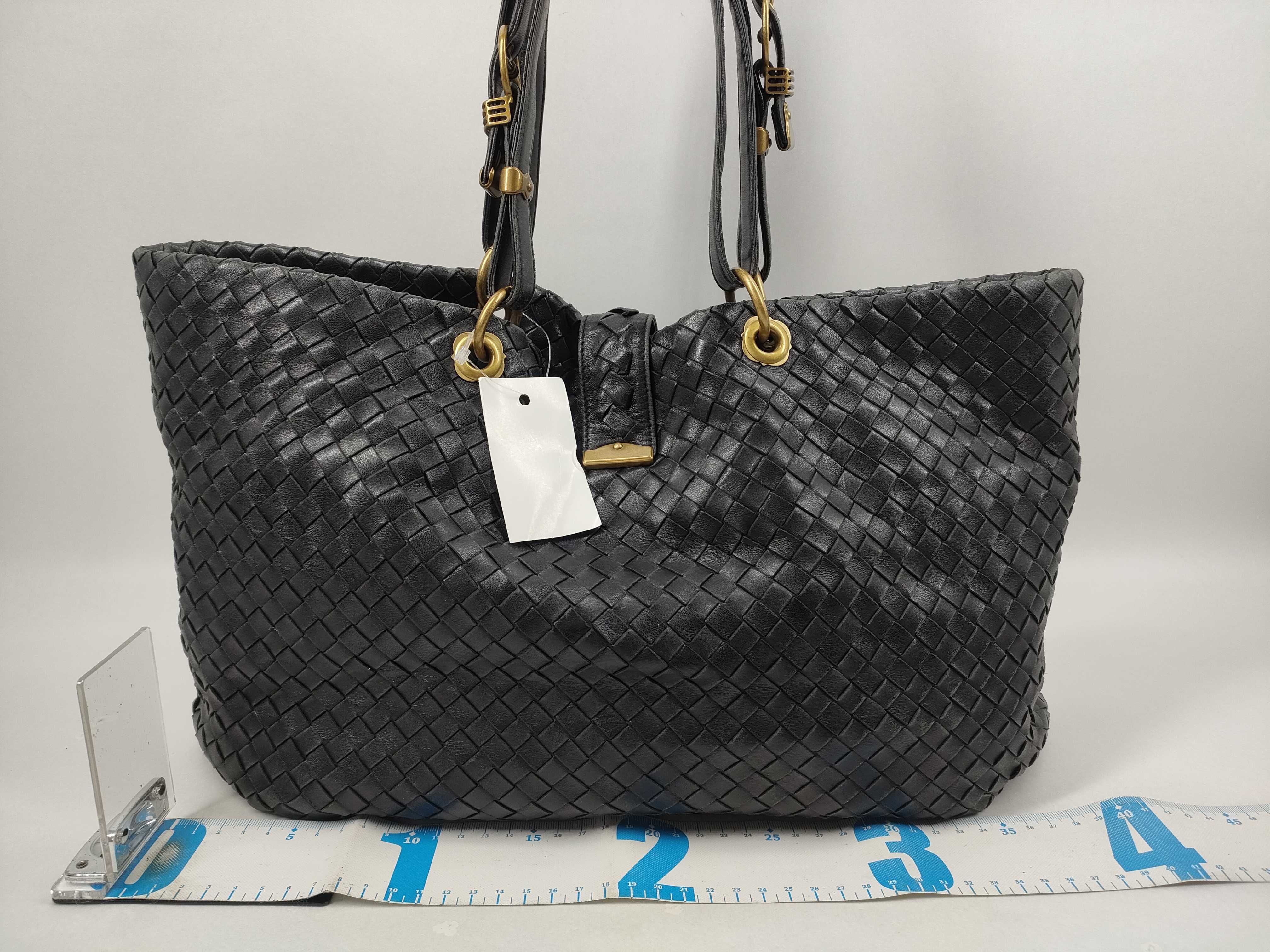 Intrecciato Leather Tote Bag, Black, 162197, Tote Bag with Lock — view 2