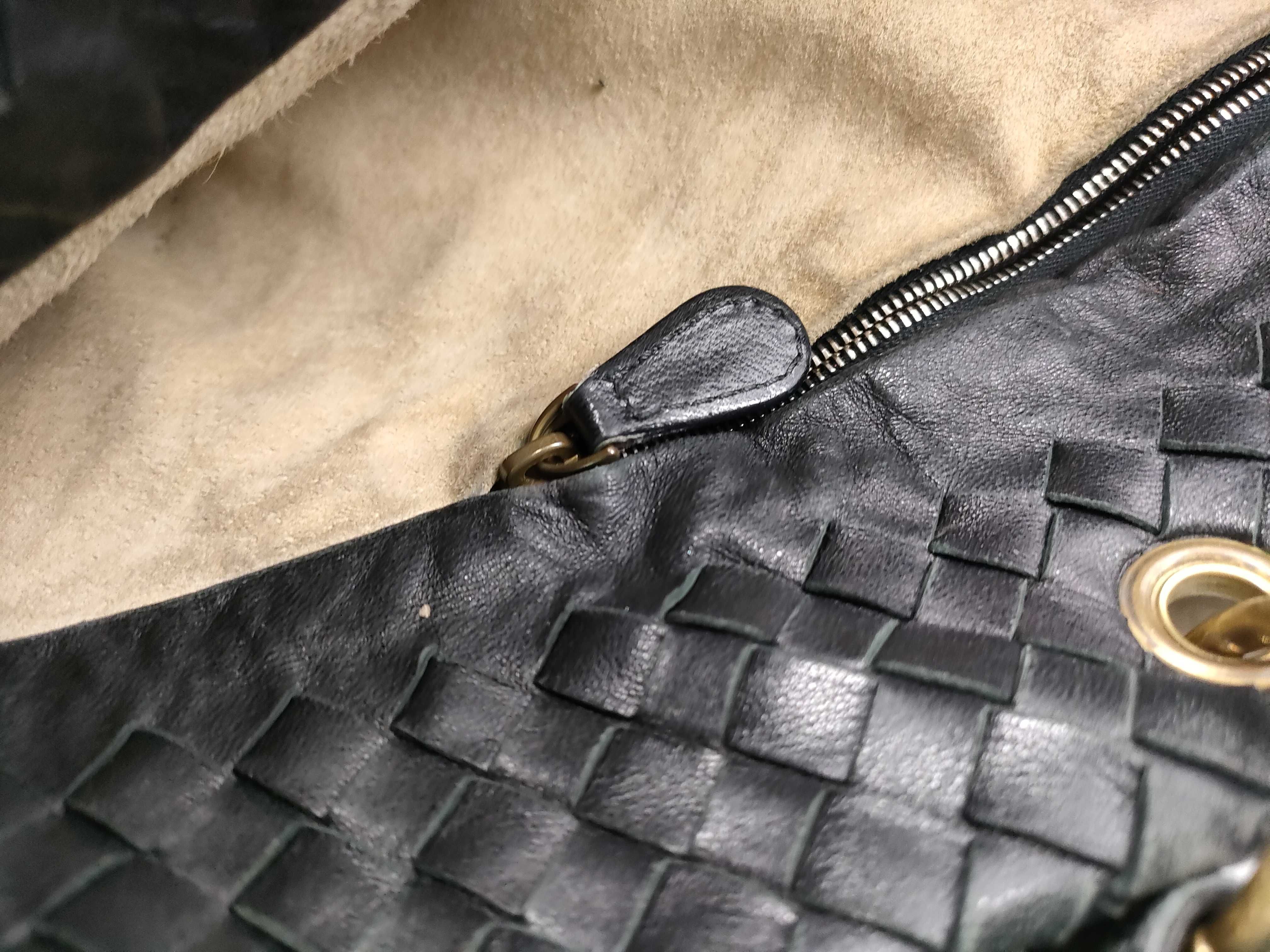 Intrecciato Leather Tote Bag, Black, 162197, Tote Bag with Lock — view 12