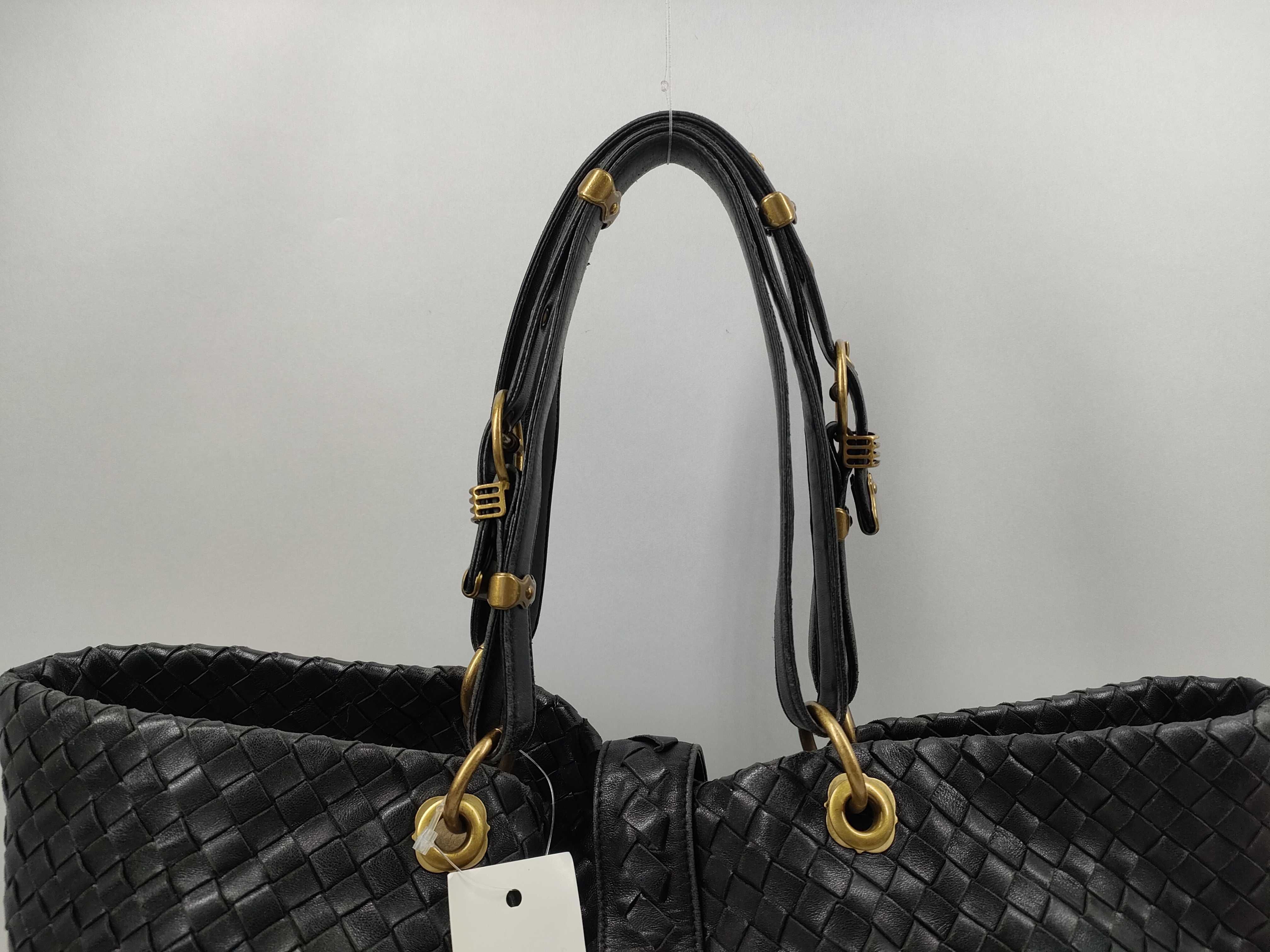 Intrecciato Leather Tote Bag, Black, 162197, Tote Bag with Lock — view 4