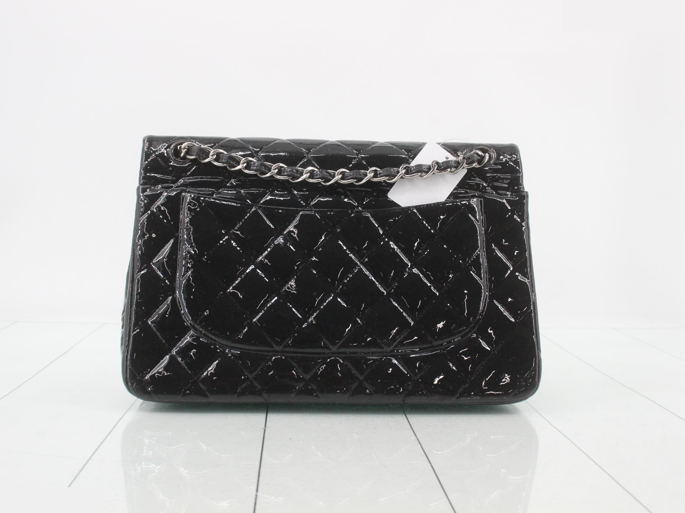 Matelassé enamel black double flap double chain shoulder bag with seal — view 2