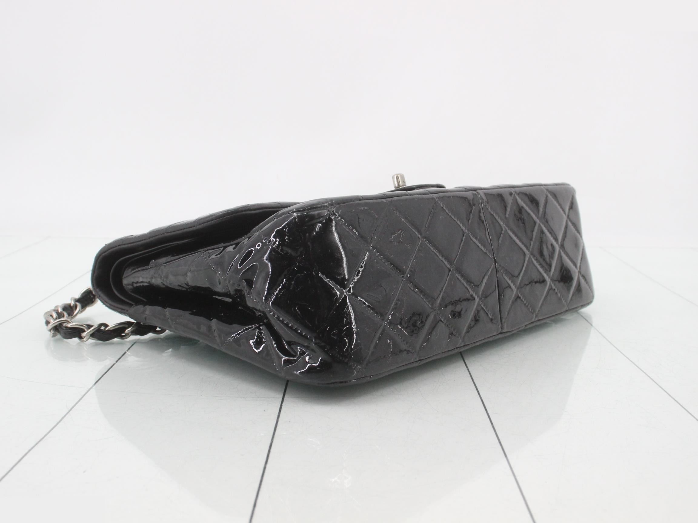 Matelassé enamel black double flap double chain shoulder bag with seal — view 5