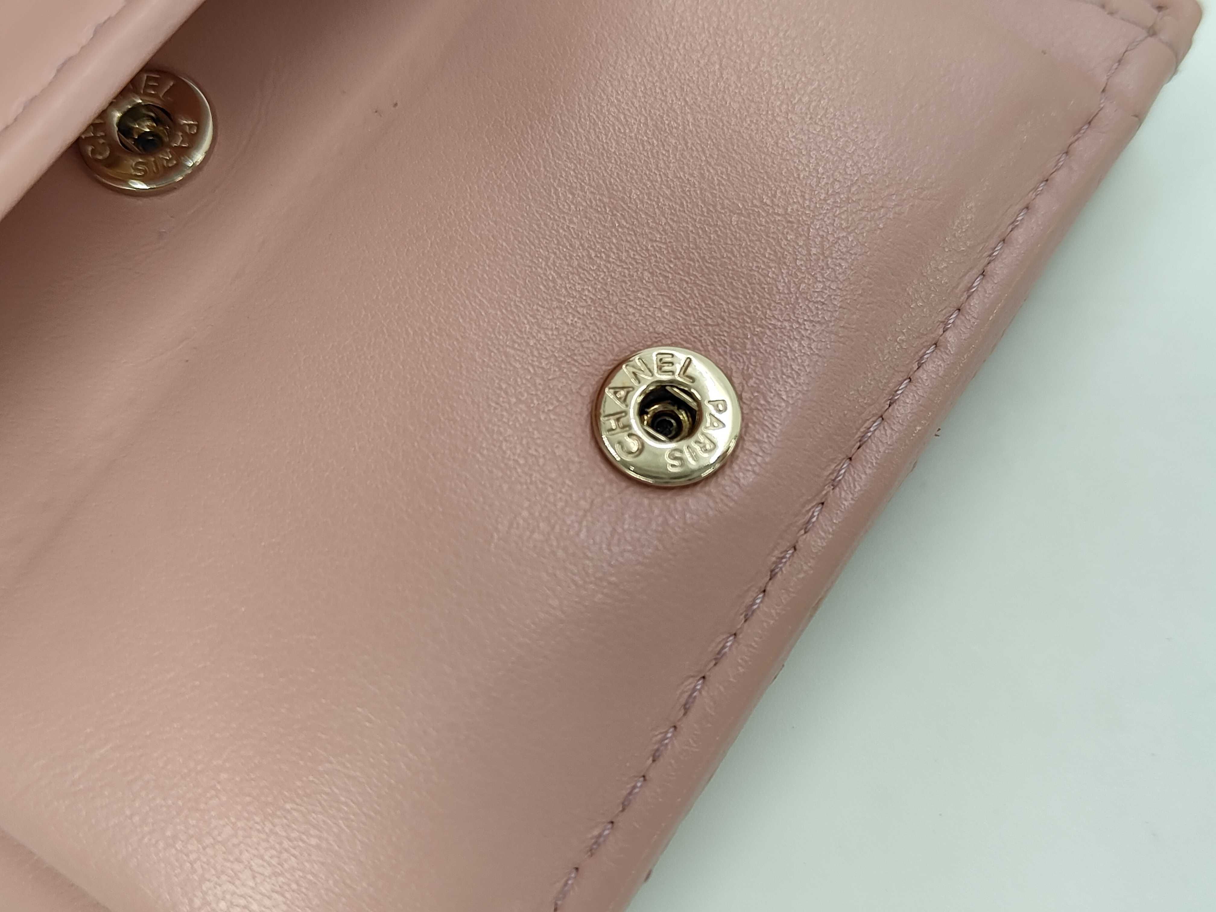 pink caviar leather Matelassé wallet — view 8