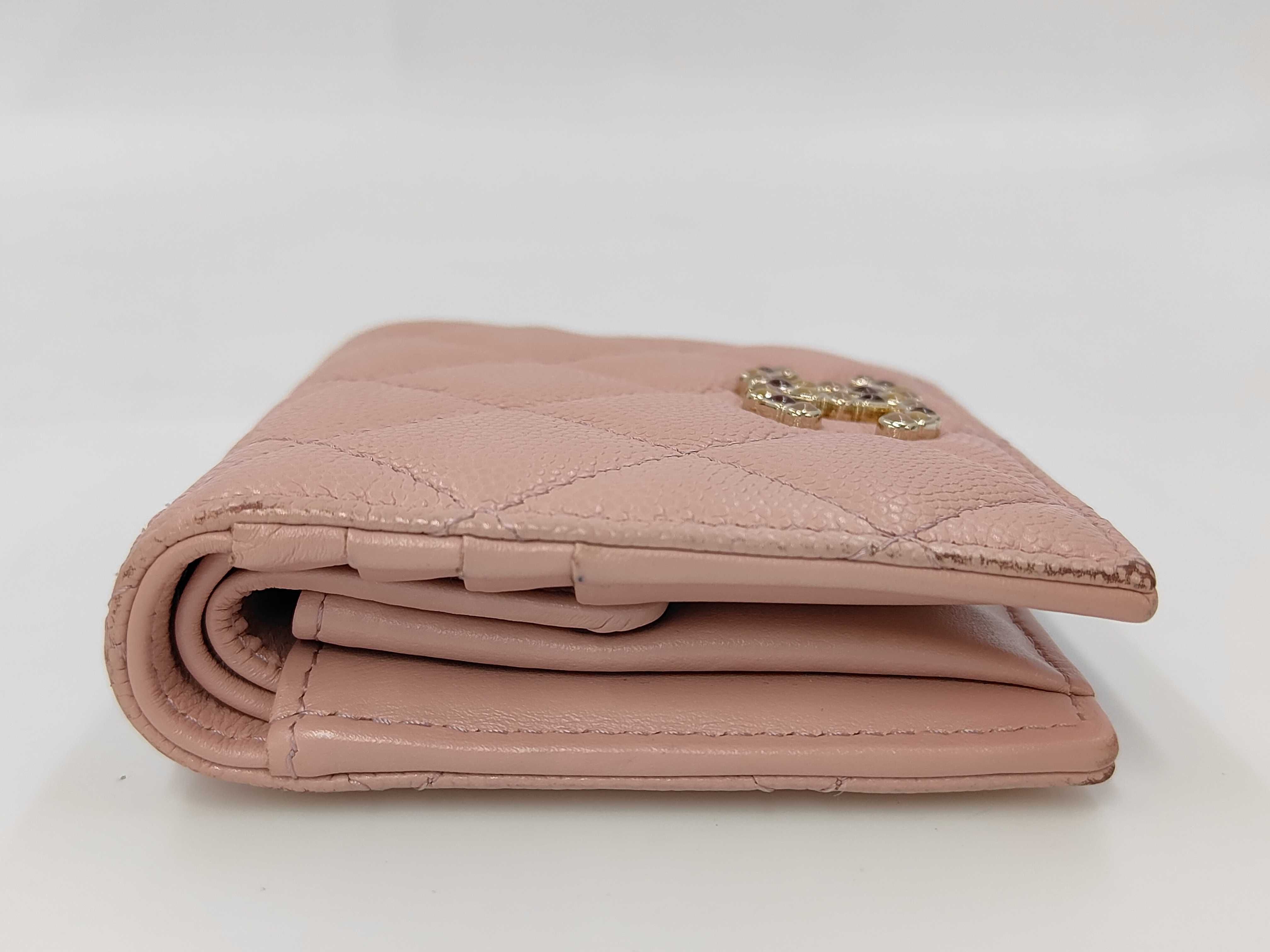 pink caviar leather Matelassé wallet — view 10